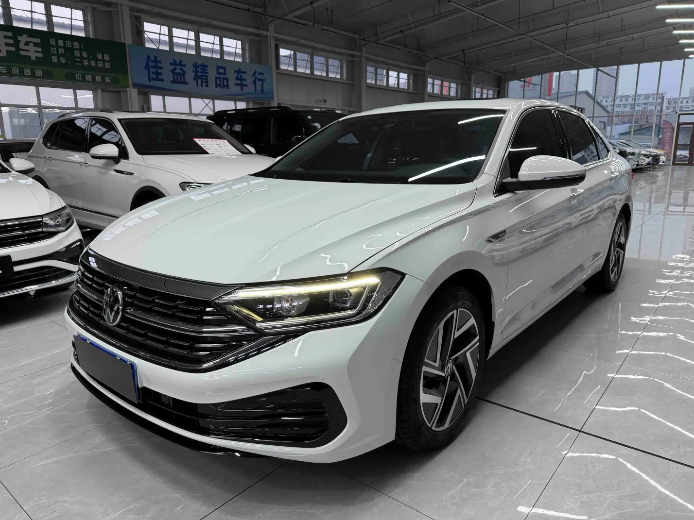 Volkswagen Sagitar