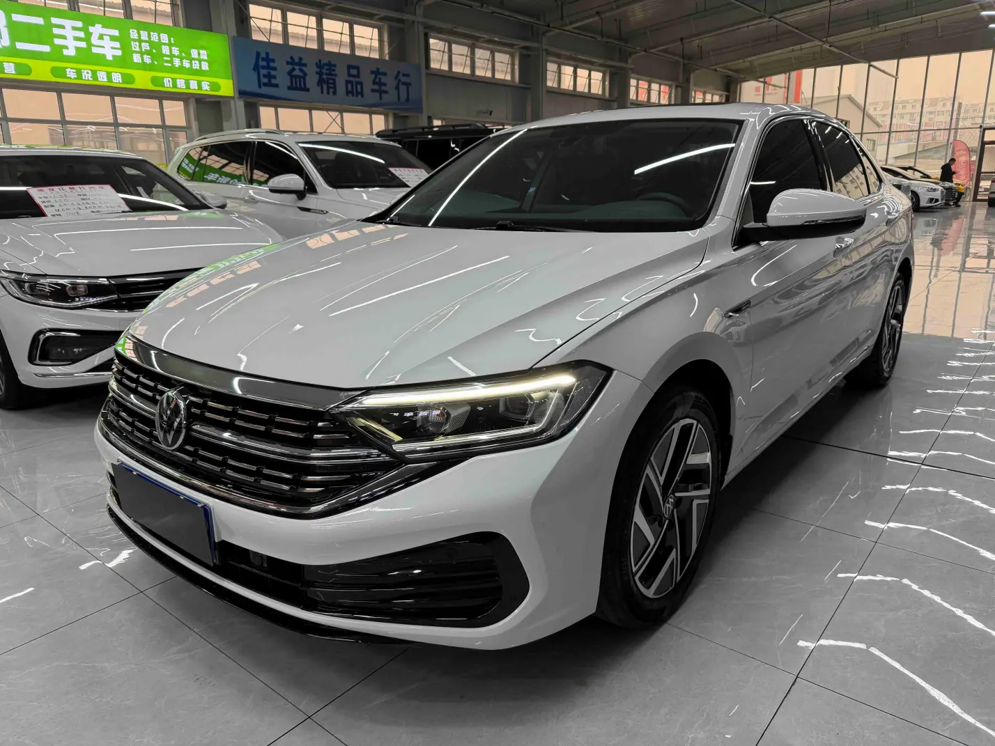 Volkswagen Sagitar
