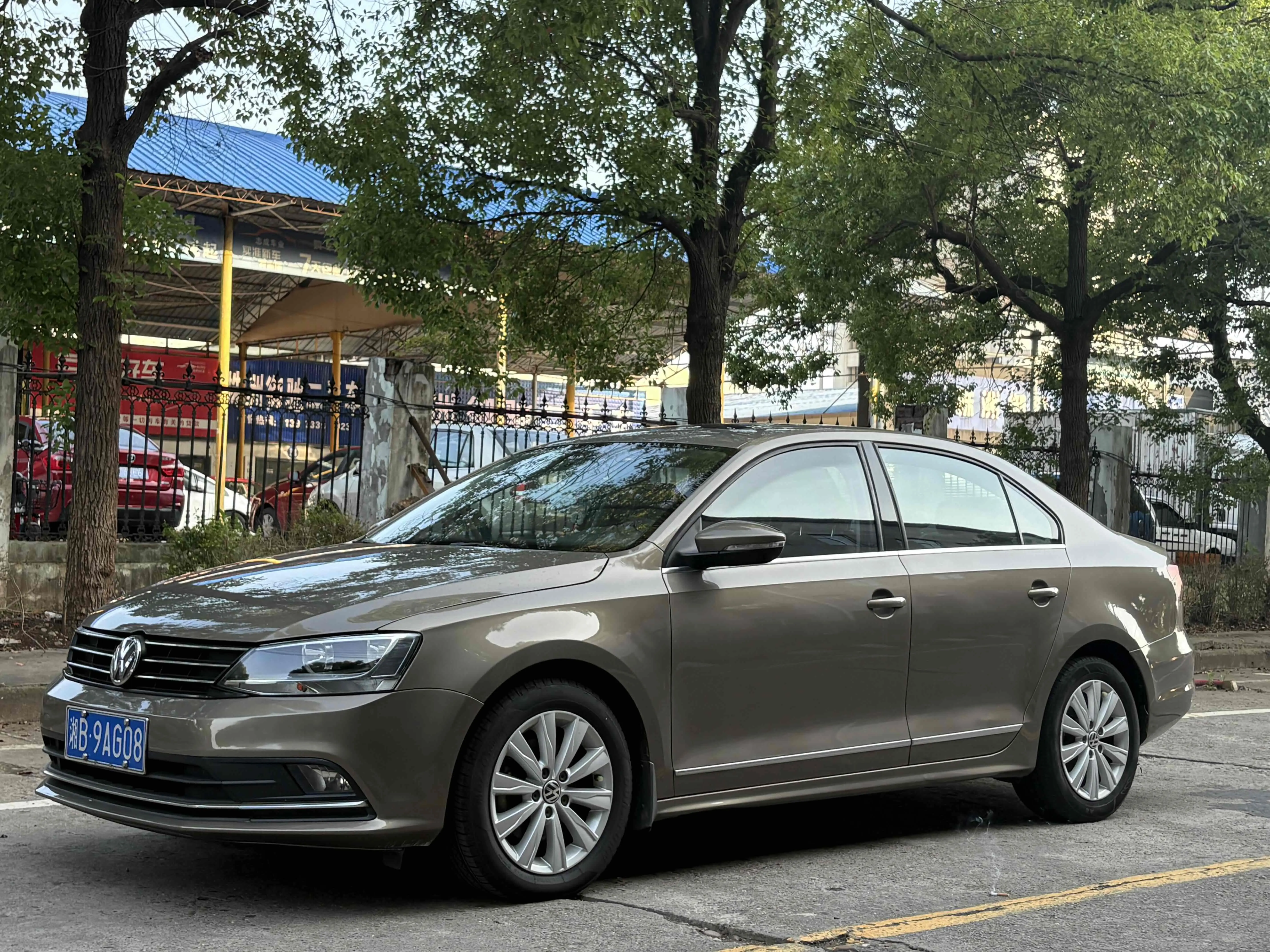 Volkswagen Sagitar