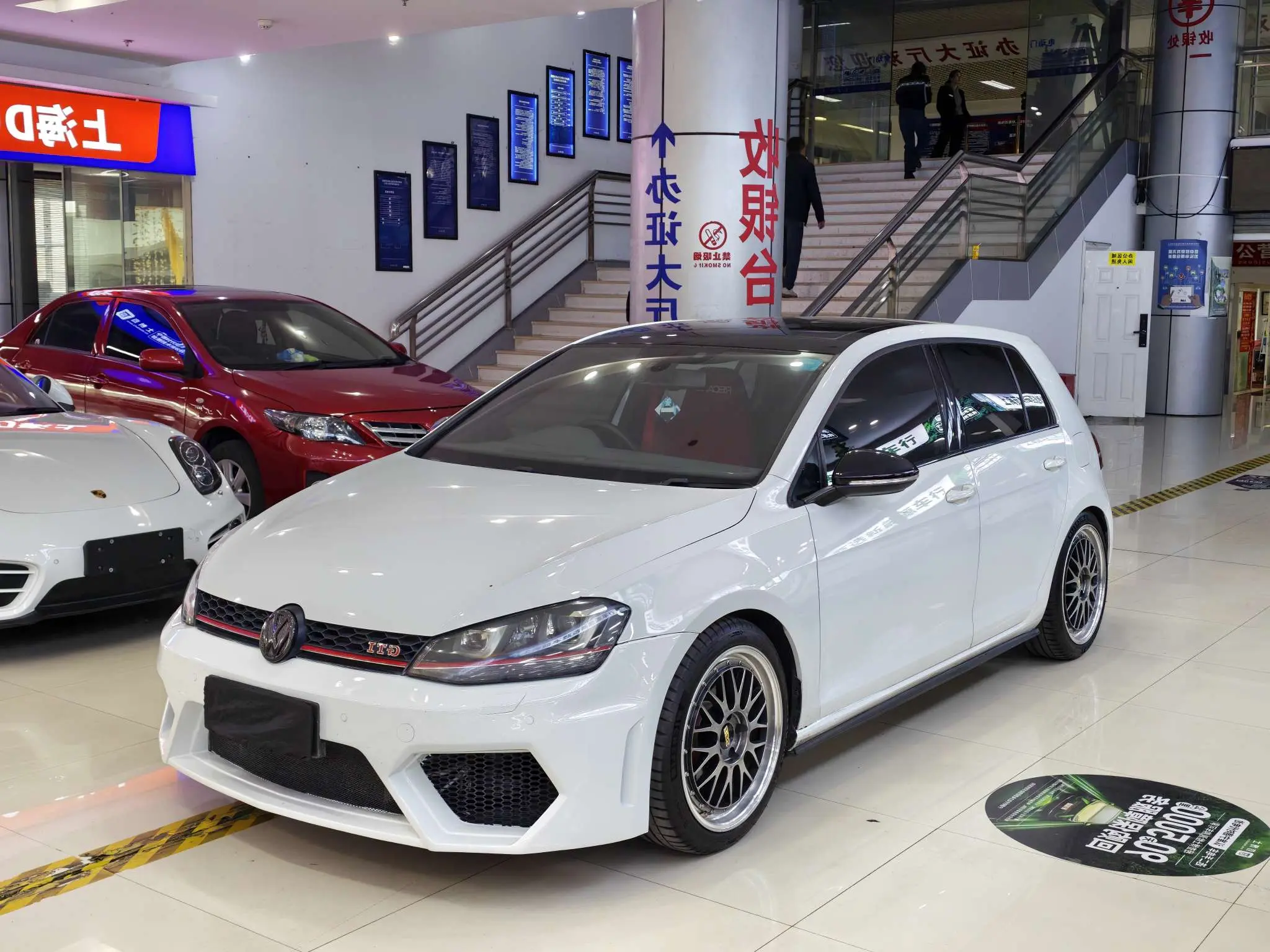 Volkswagen Golf GTI