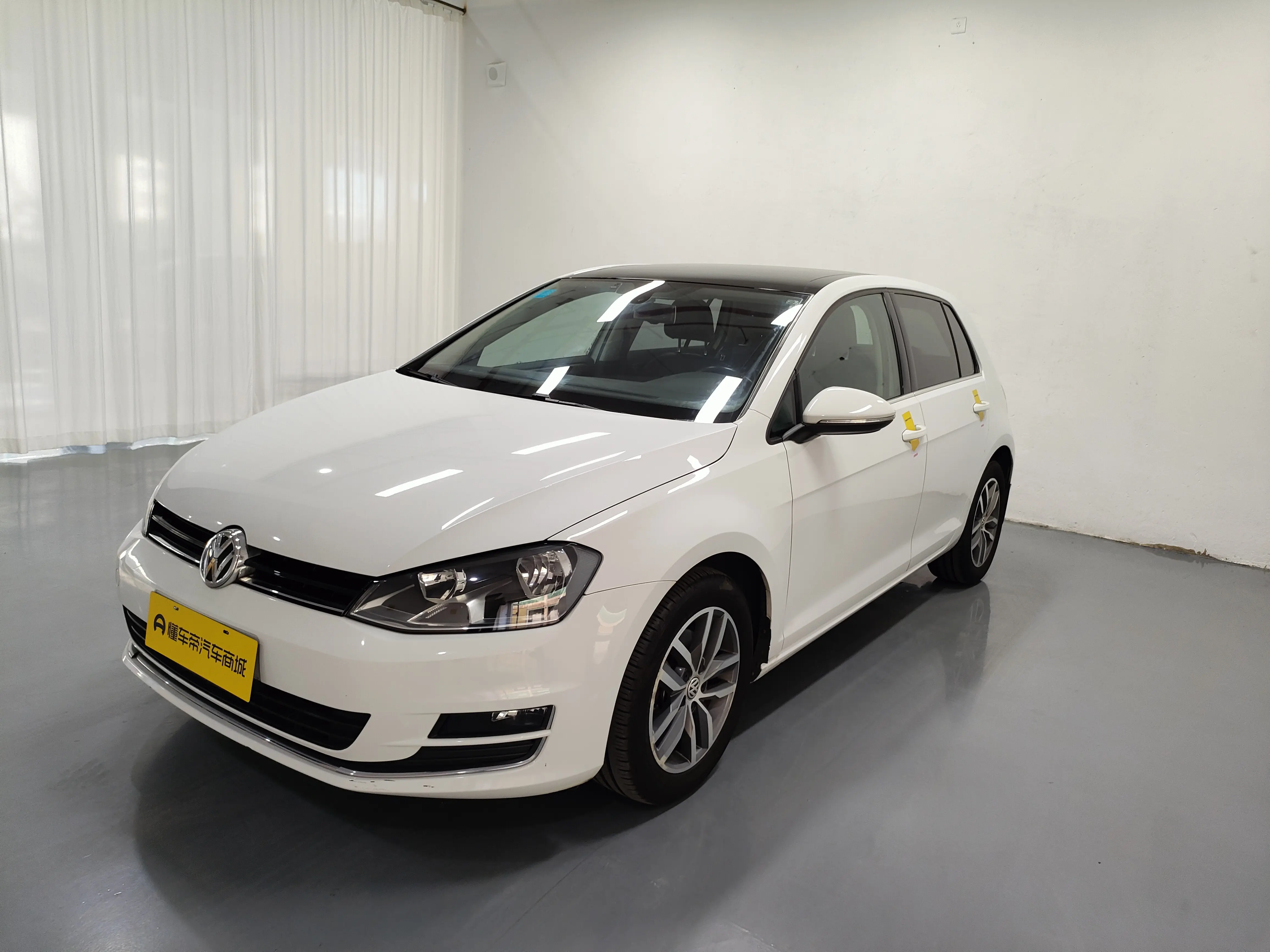 Volkswagen Golf  из Китая