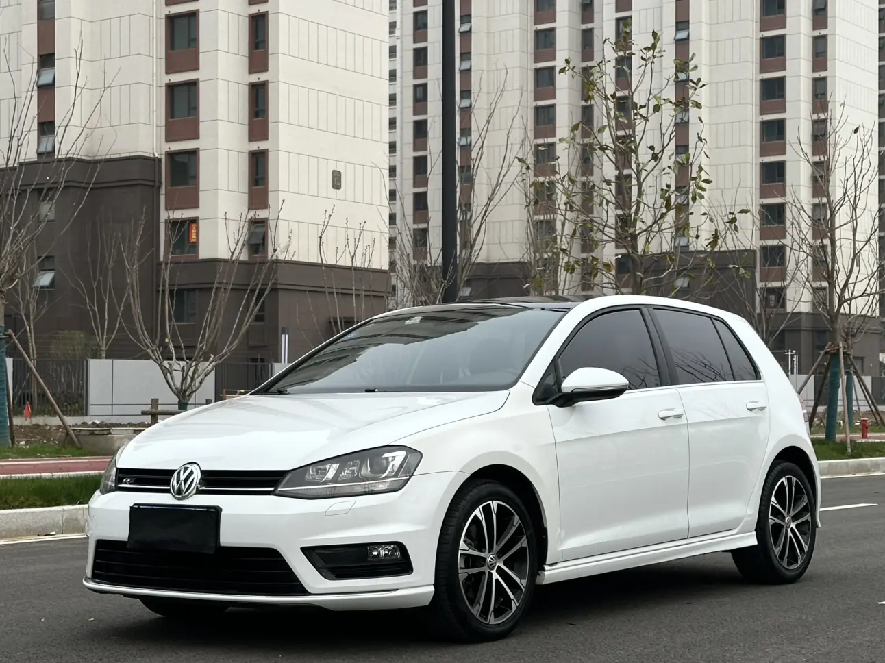 Volkswagen Golf  из Китая