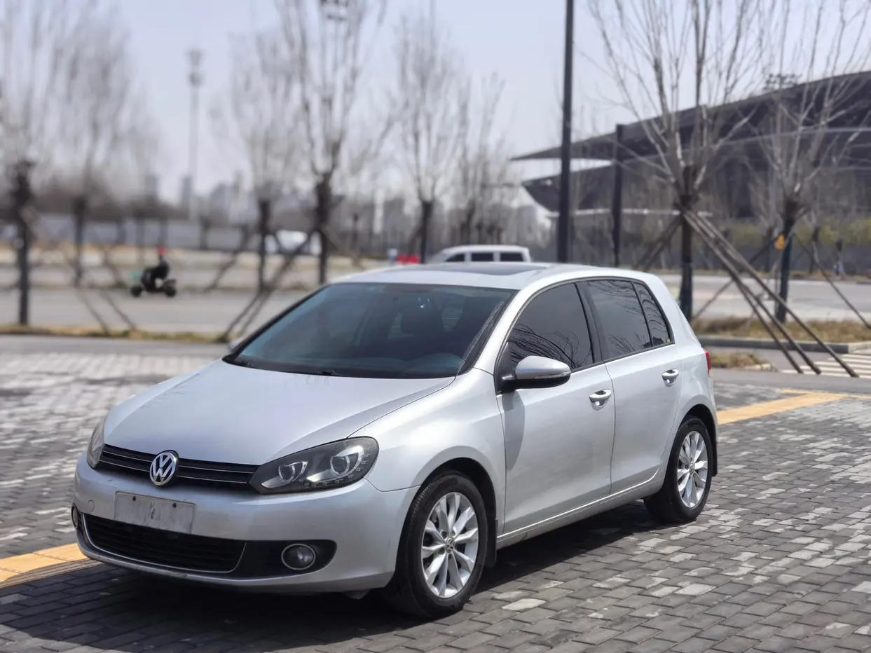 Volkswagen Golf  из Китая