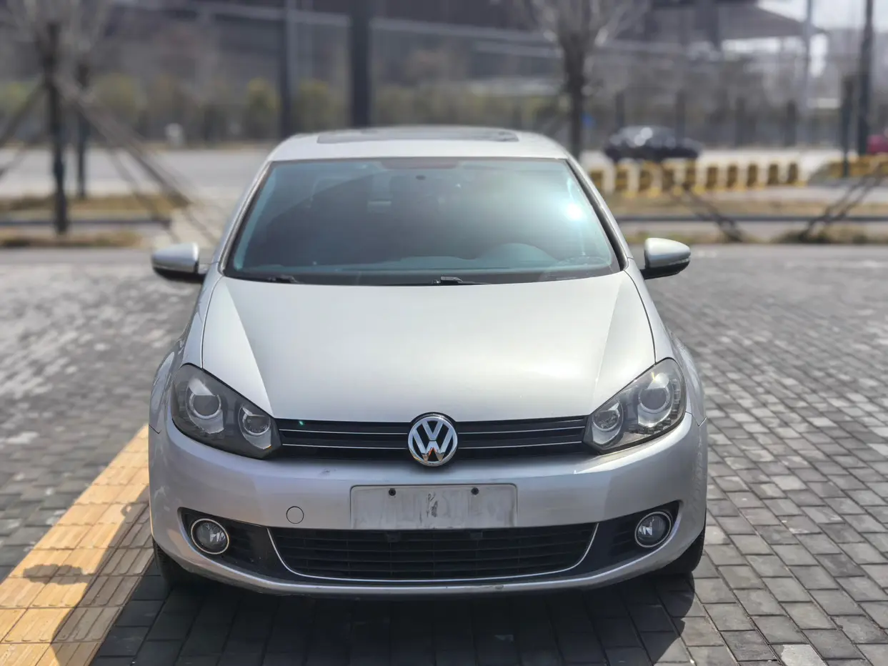 Volkswagen Golf  из Китая