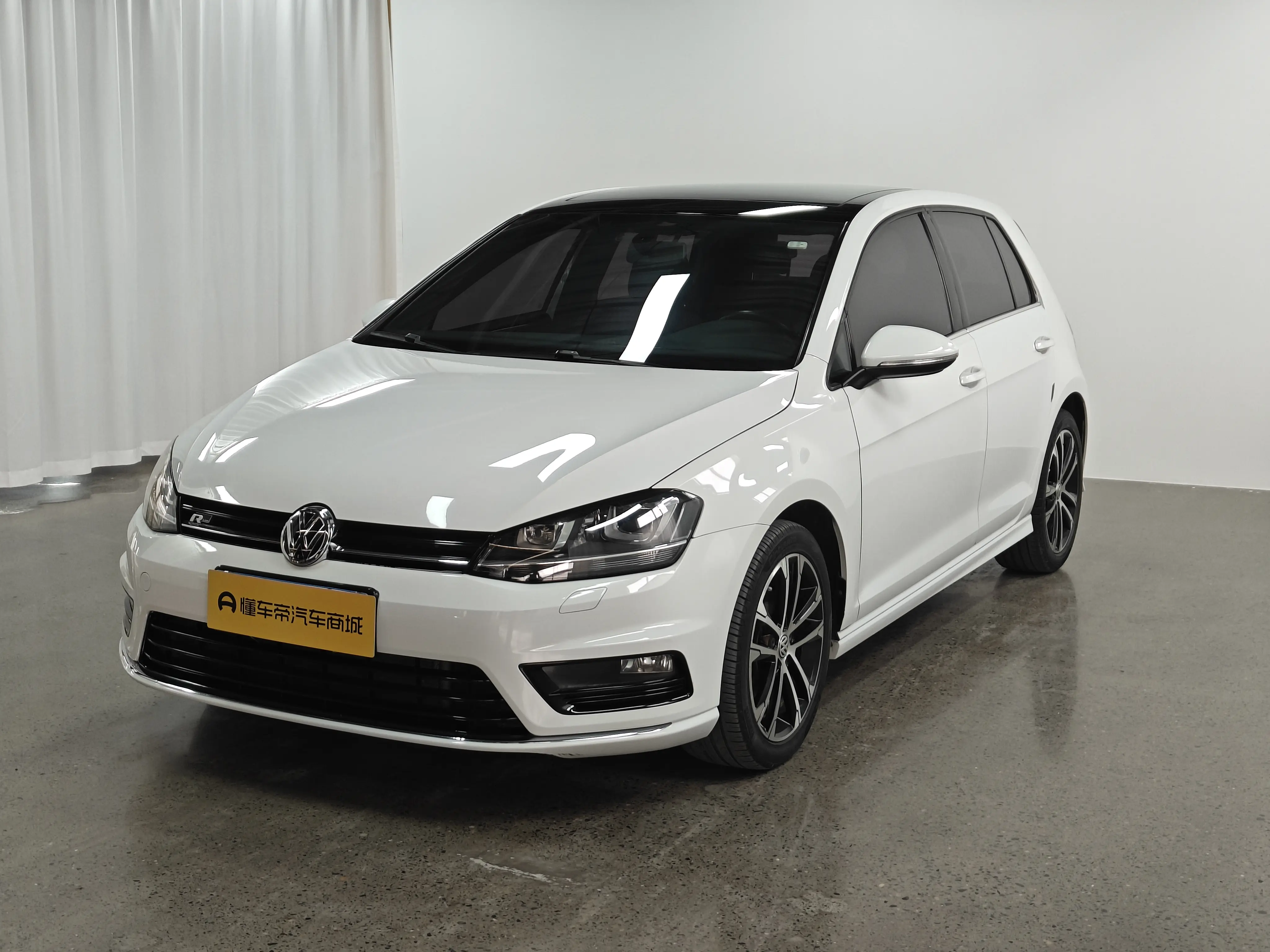 Volkswagen Golf  из Китая
