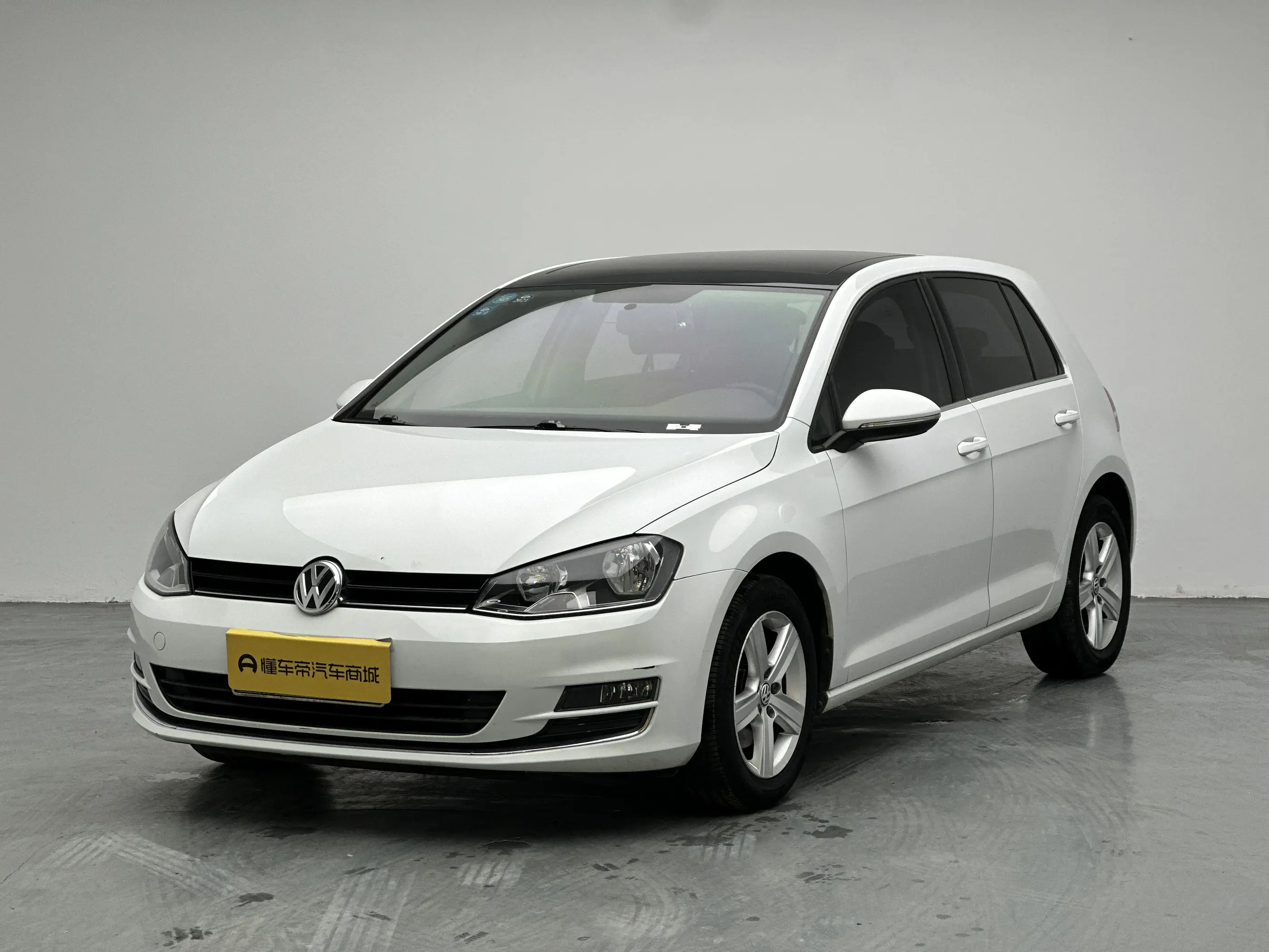 Volkswagen Golf  из Китая