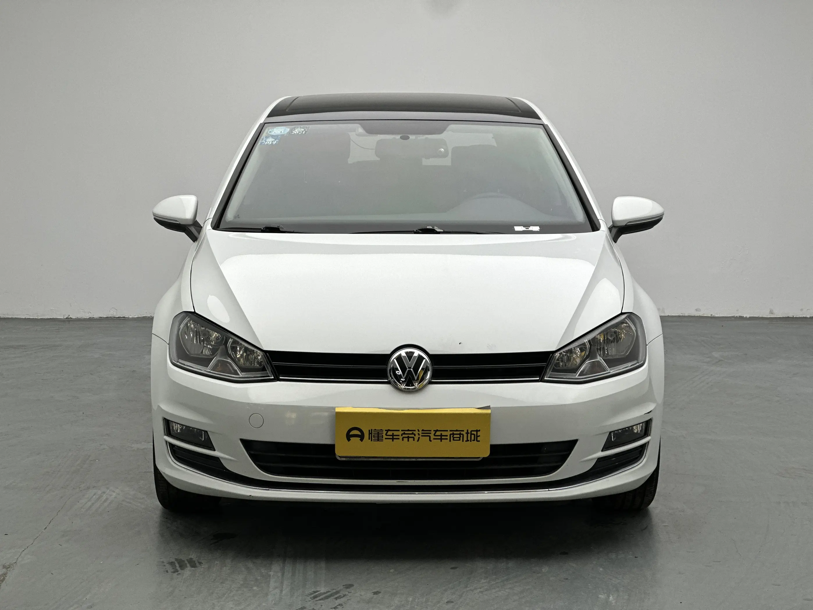 Volkswagen Golf  из Китая