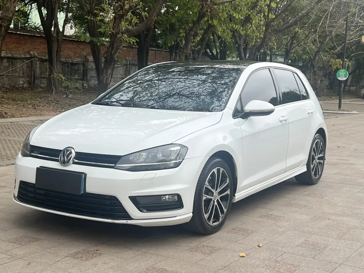 Volkswagen Golf  из Китая
