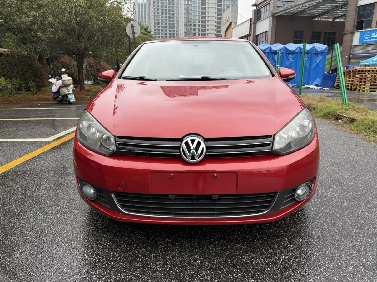 Volkswagen Golf  из Китая