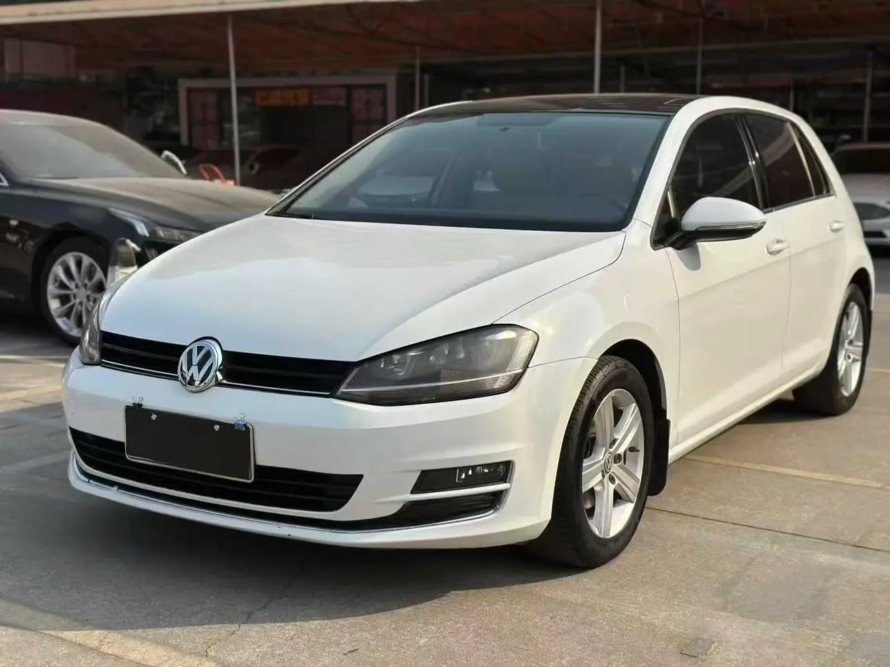 Volkswagen Golf  из Китая