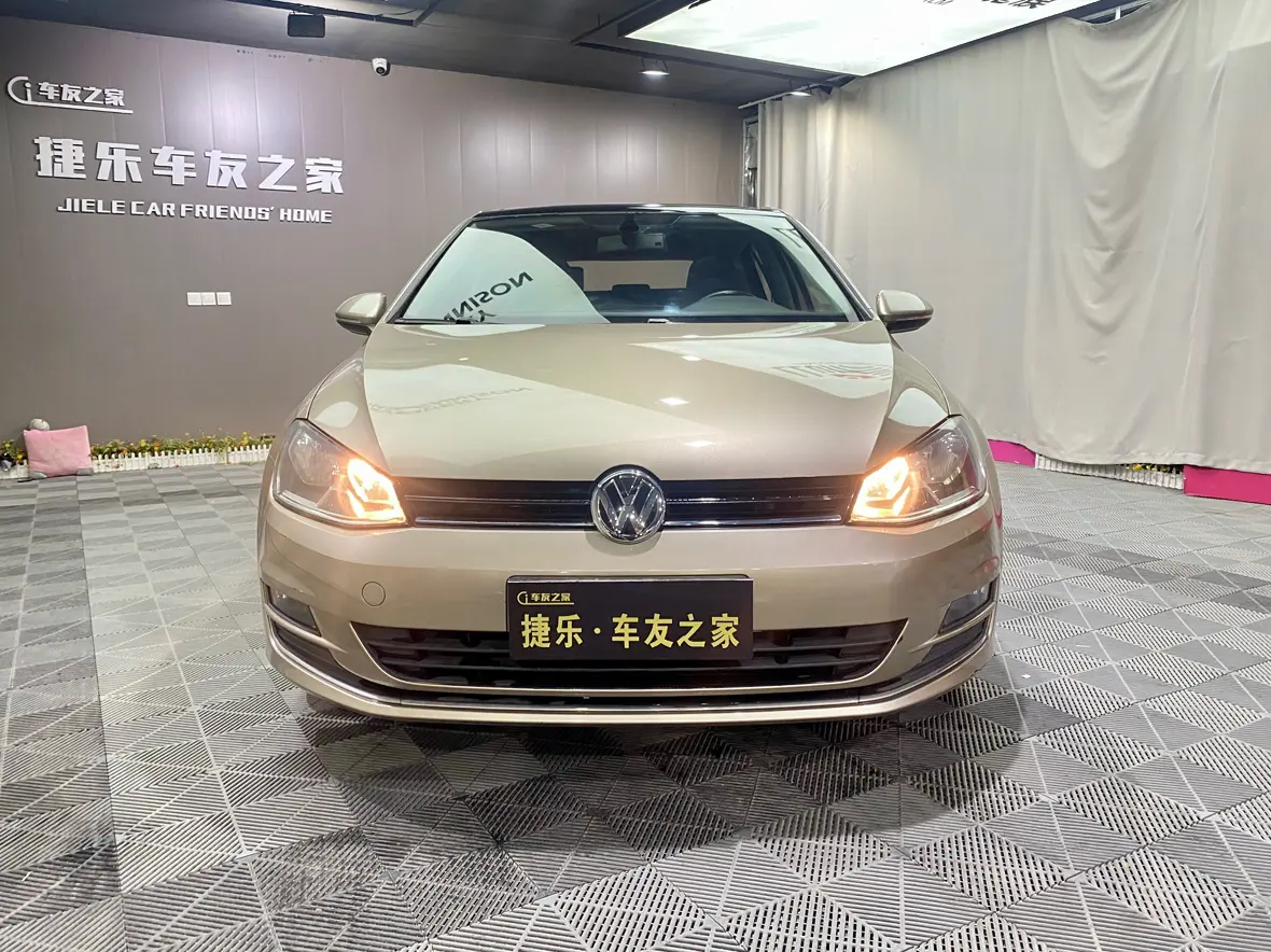 Volkswagen Golf  из Китая