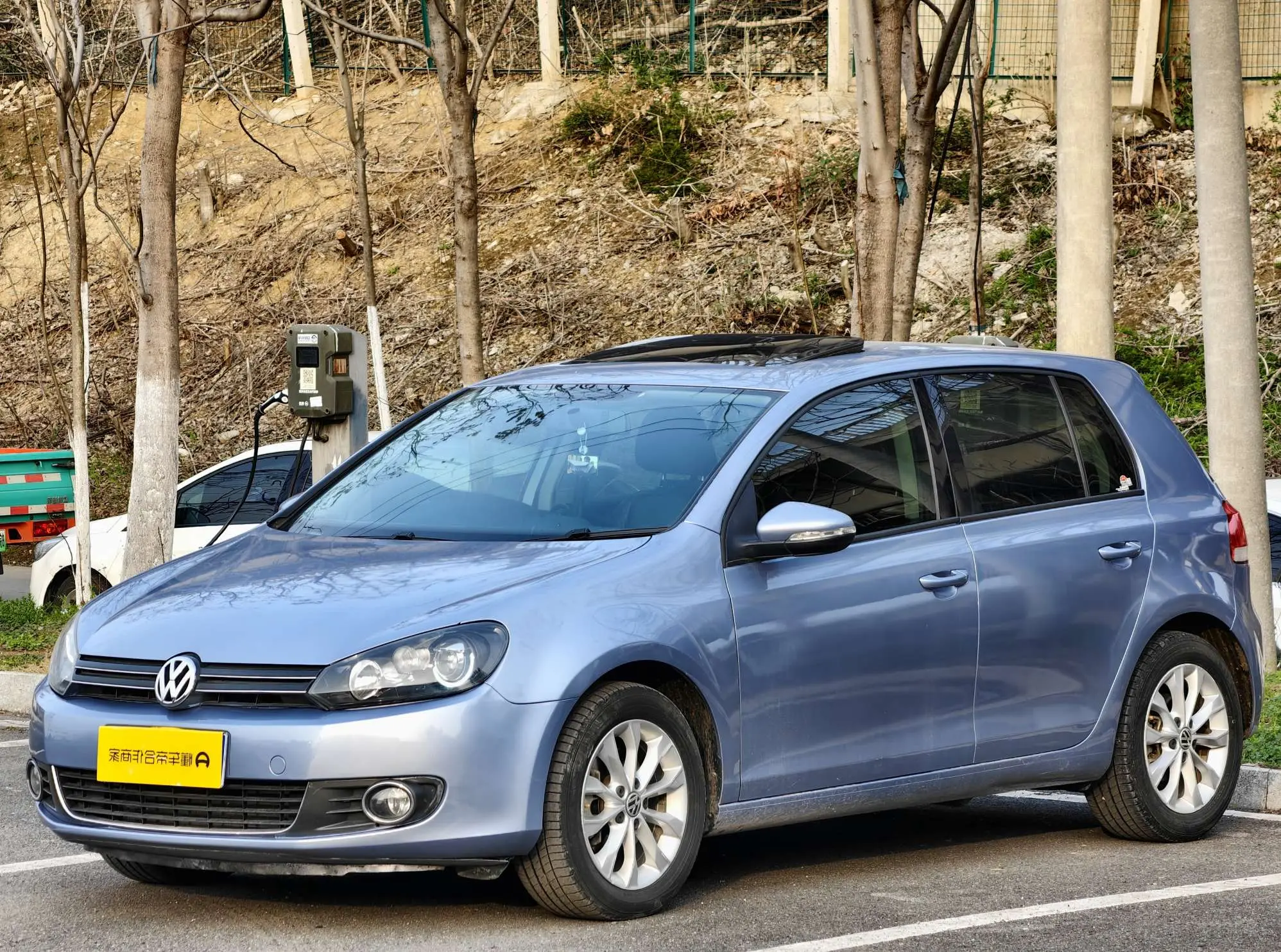 Volkswagen Golf  из Китая