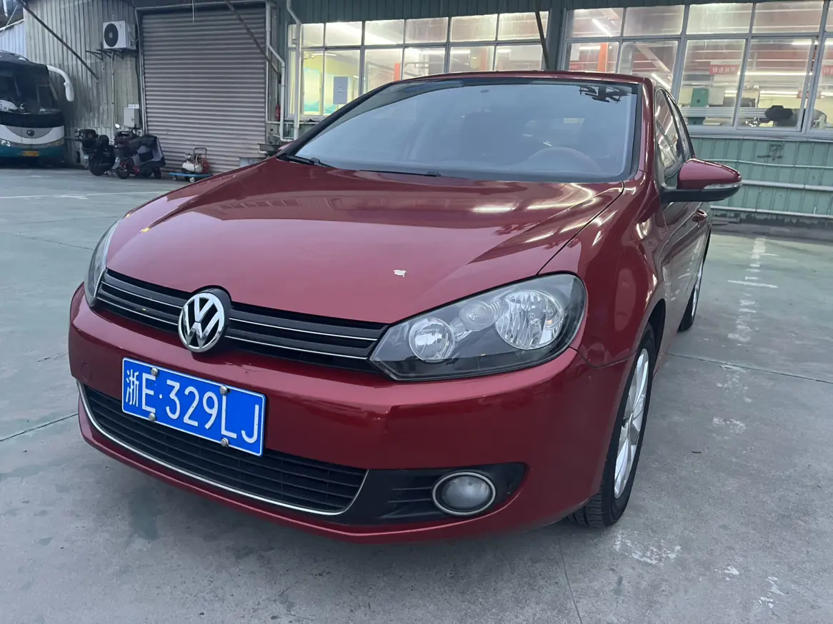 Volkswagen Golf  из Китая
