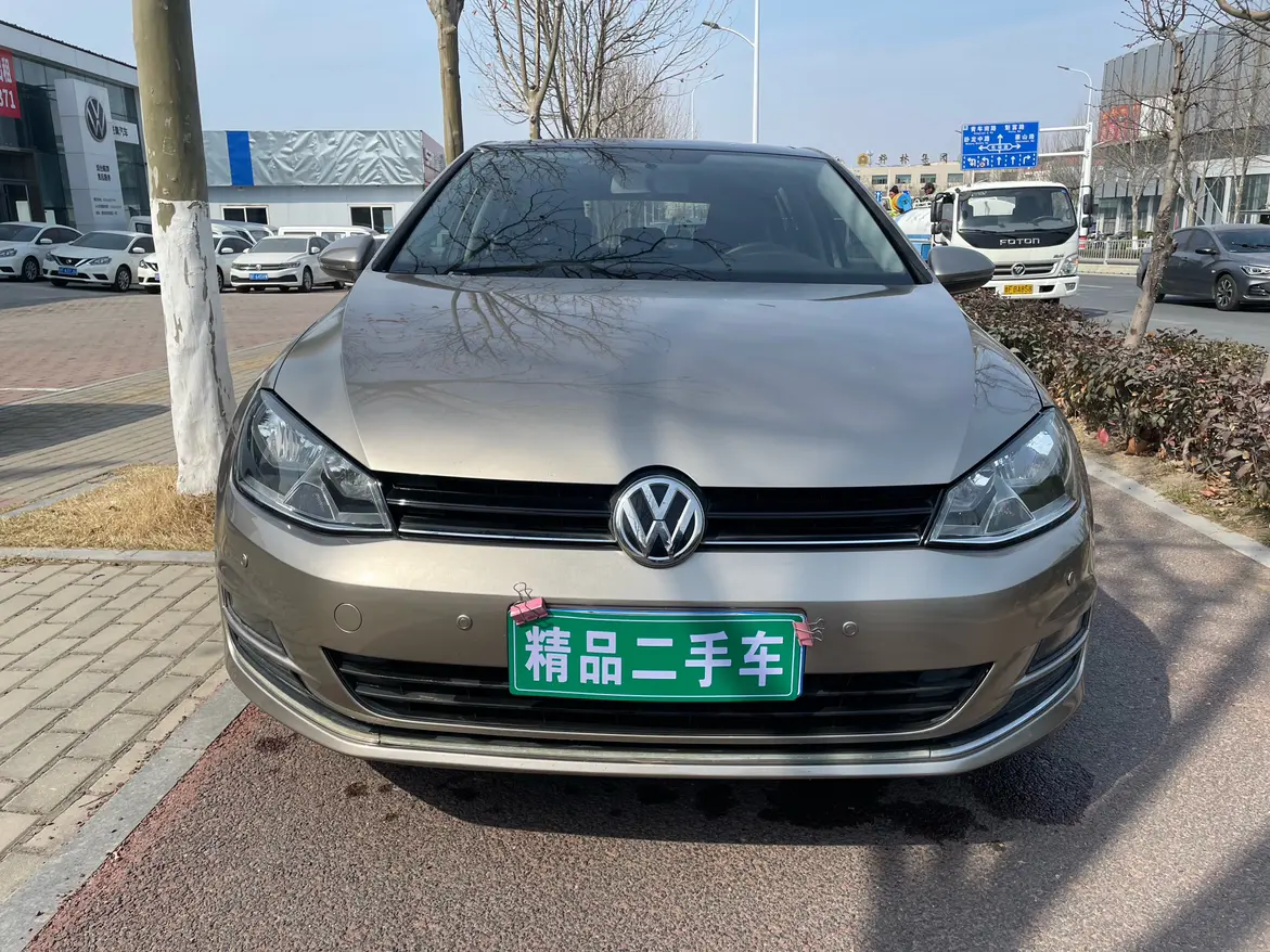 Volkswagen Golf  из Китая