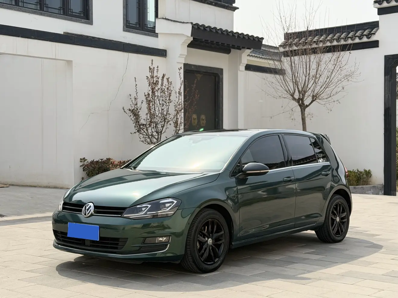 Volkswagen Golf  из Китая