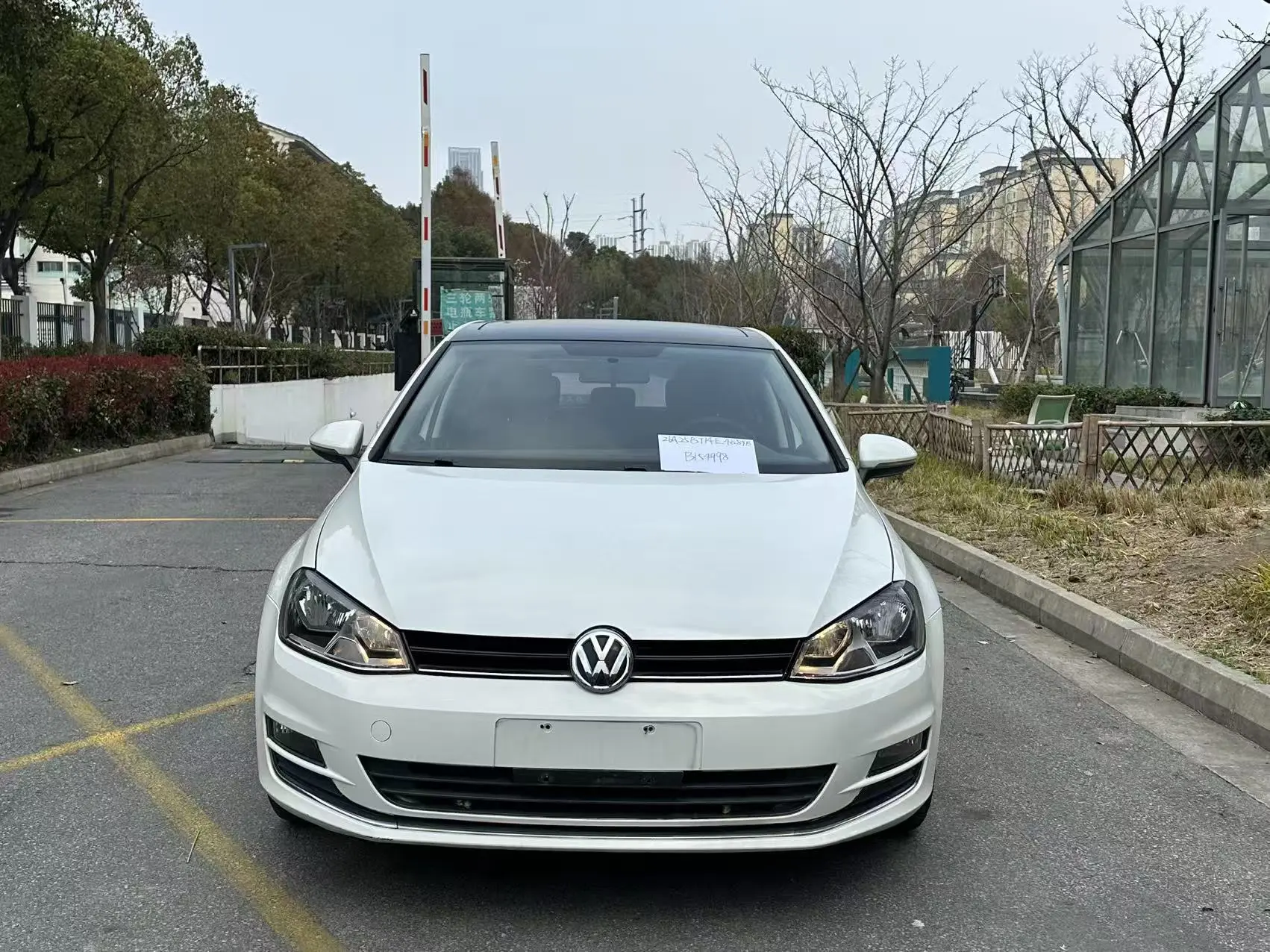 Volkswagen Golf  из Китая