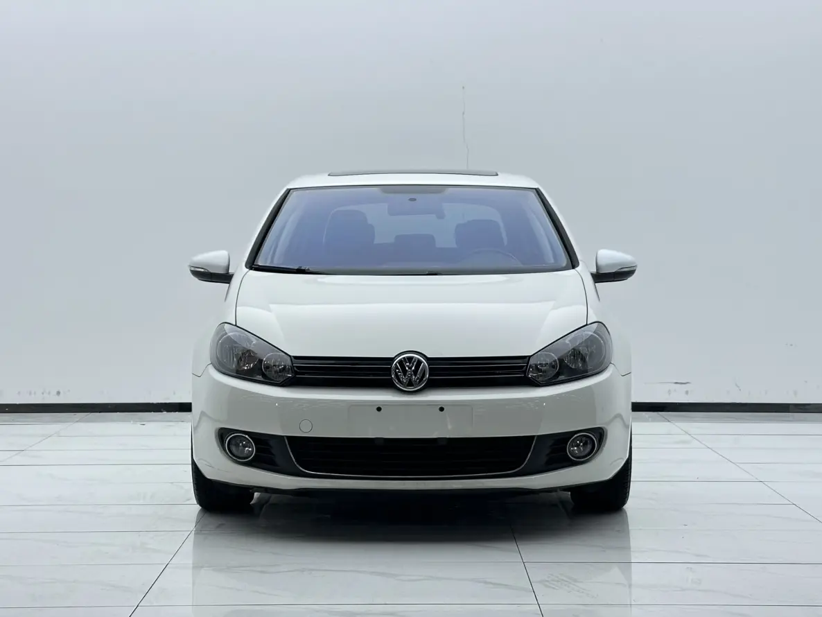 Volkswagen Golf  из Китая