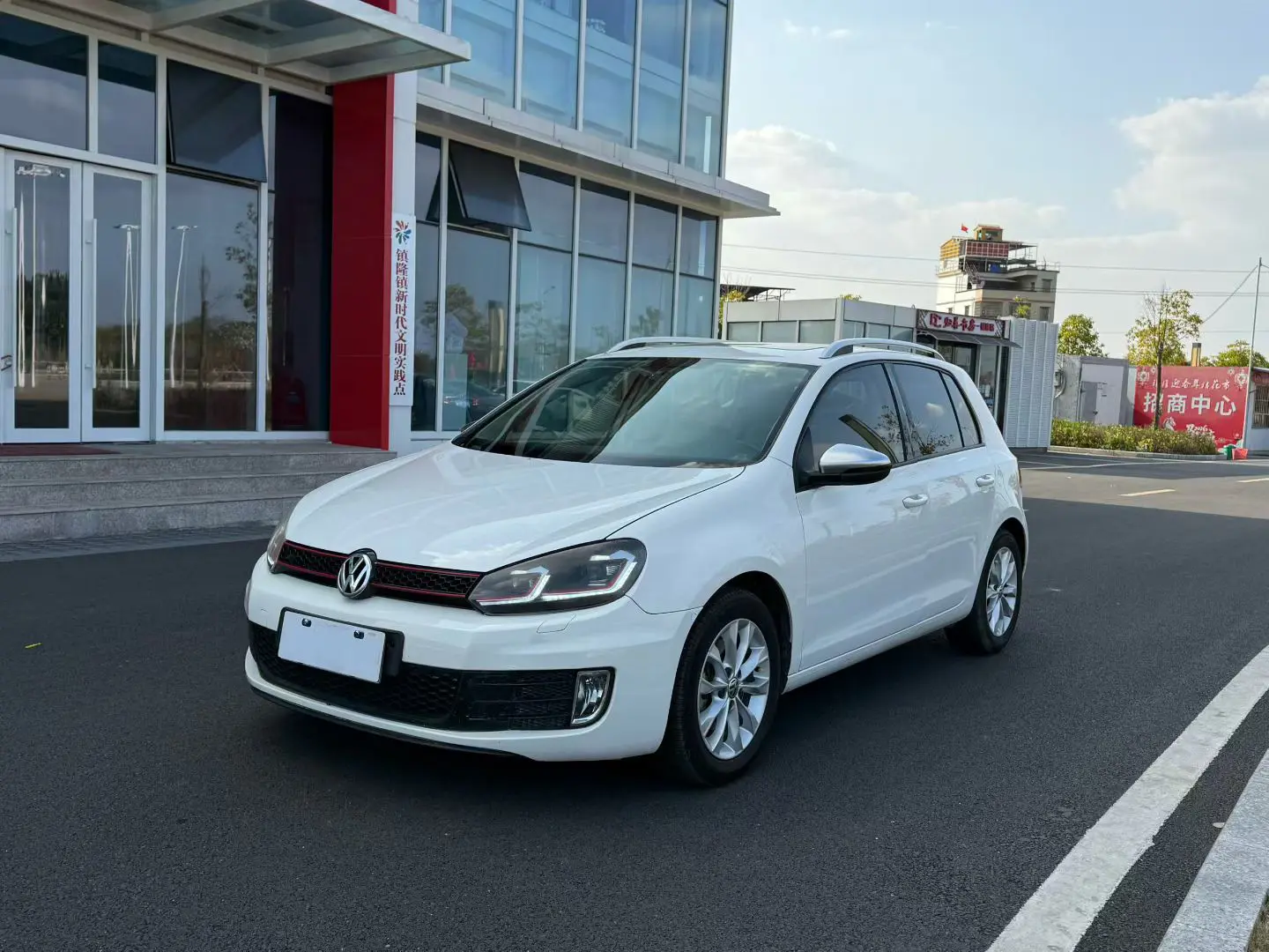 Volkswagen Golf  из Китая