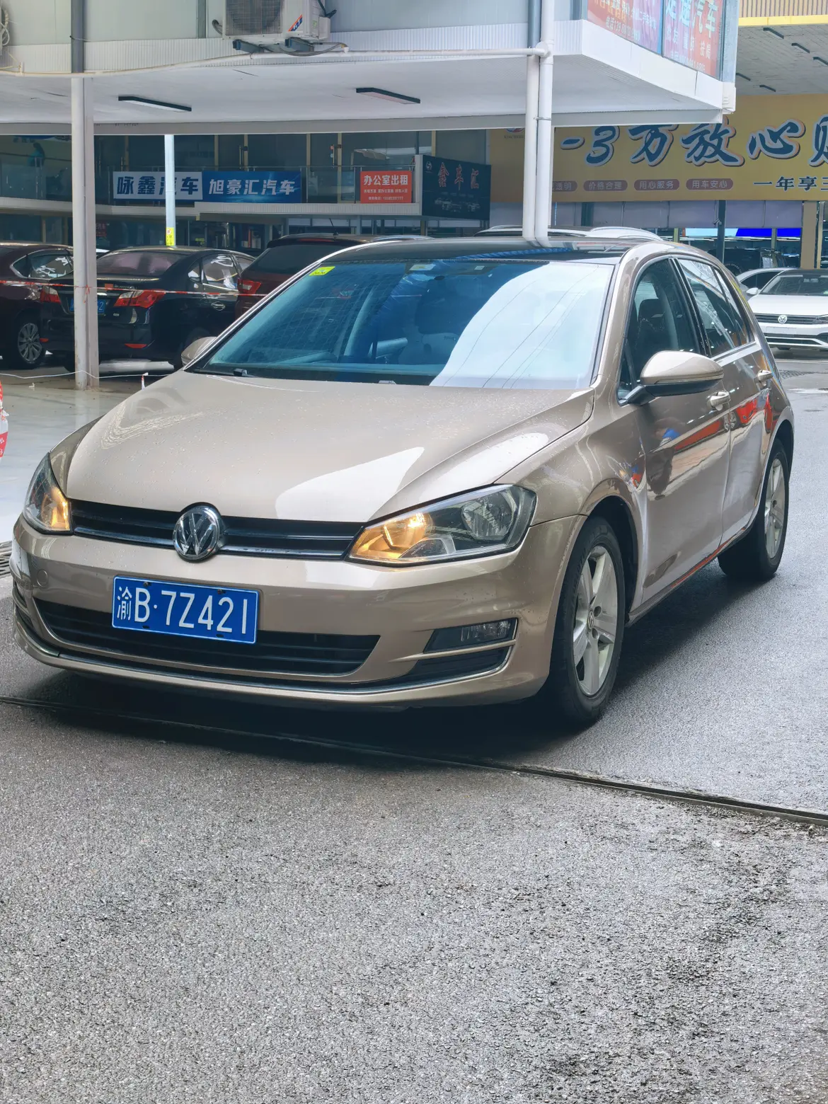 Volkswagen Golf  из Китая