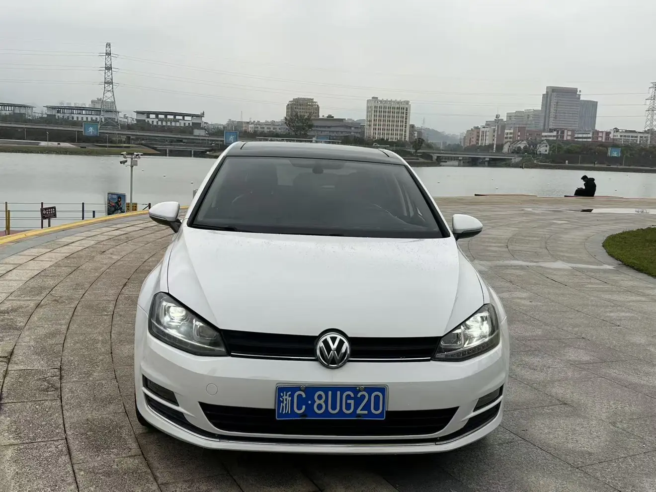 Volkswagen Golf  из Китая