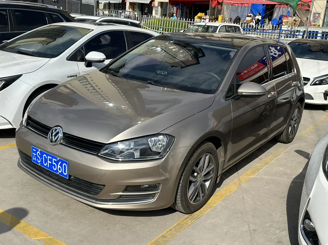 Volkswagen Golf  из Китая