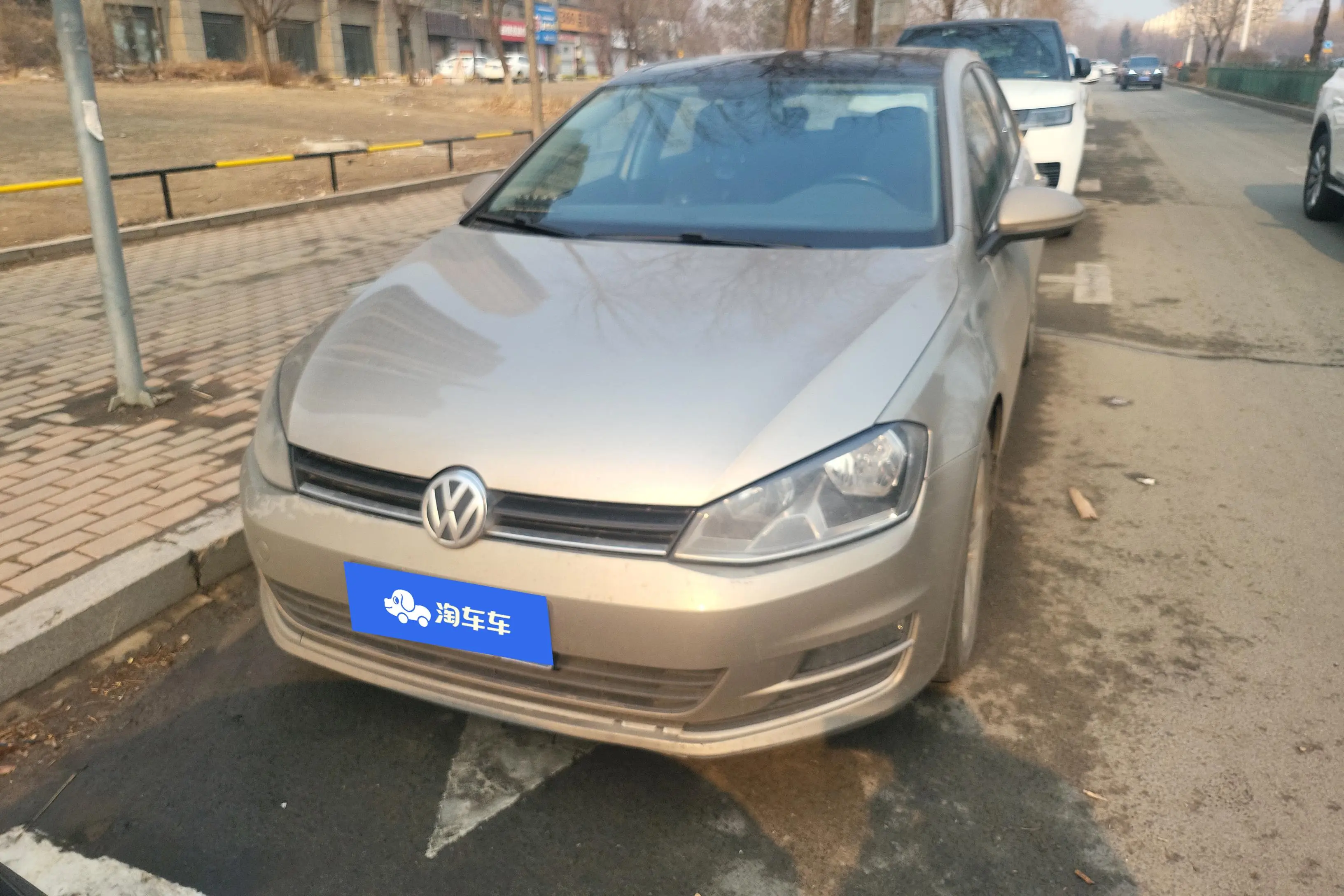 Volkswagen Golf  из Китая
