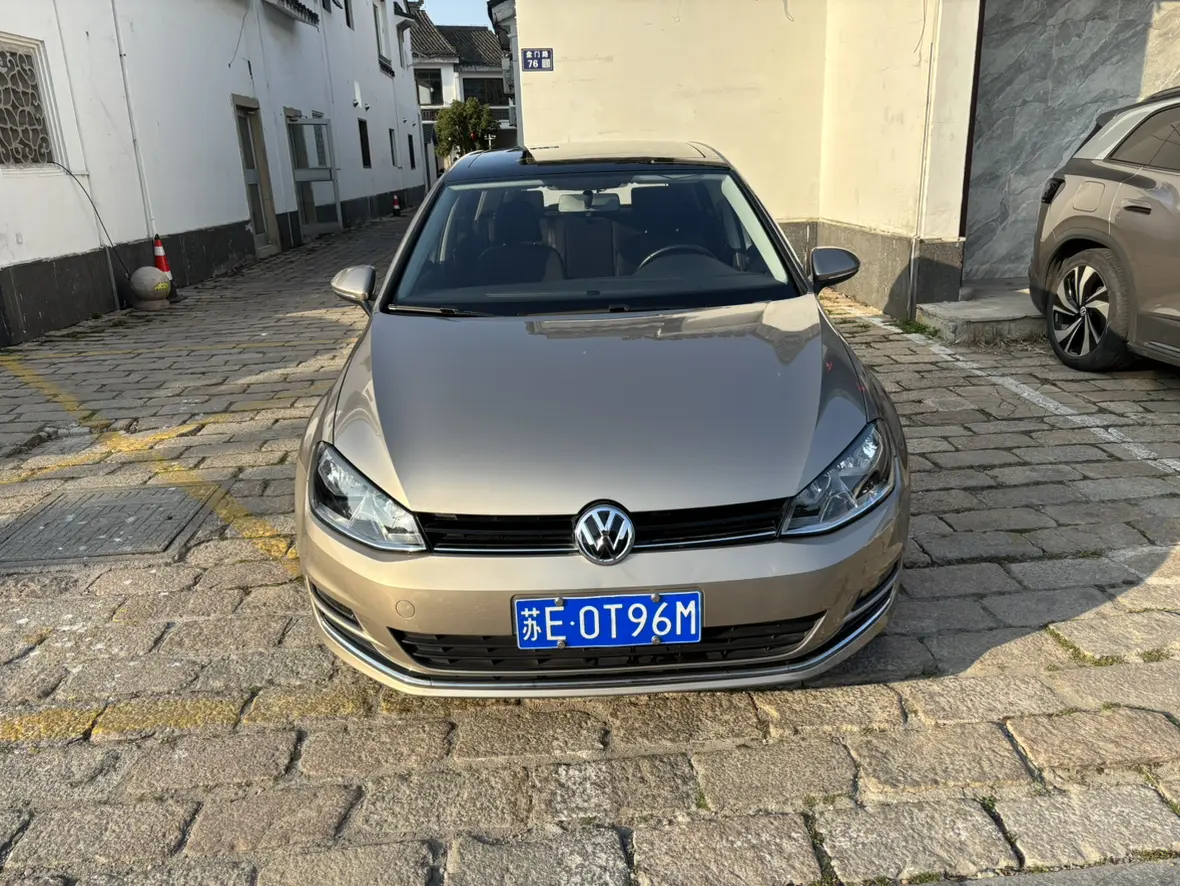 Volkswagen Golf  из Китая