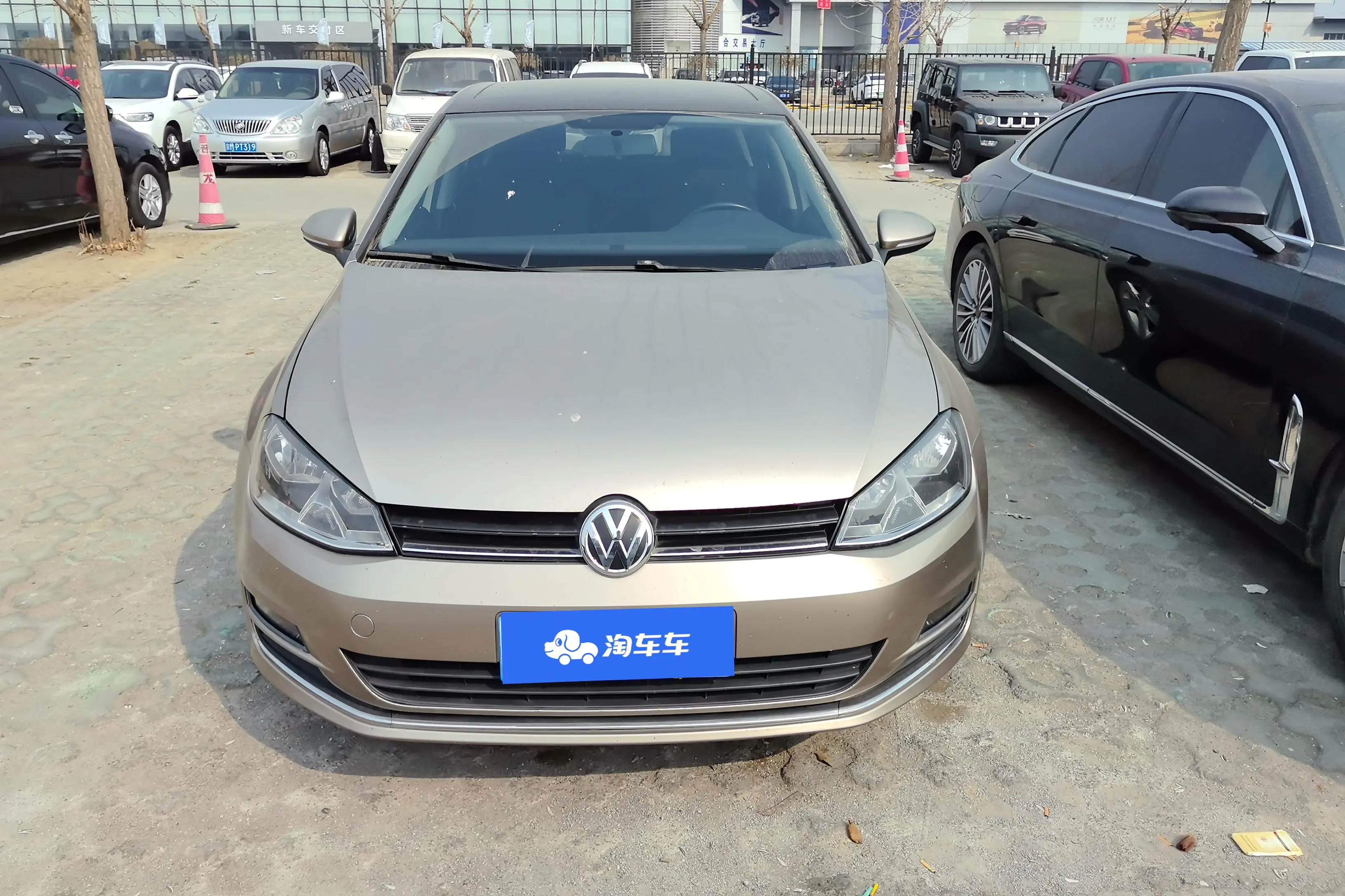 Volkswagen Golf  из Китая