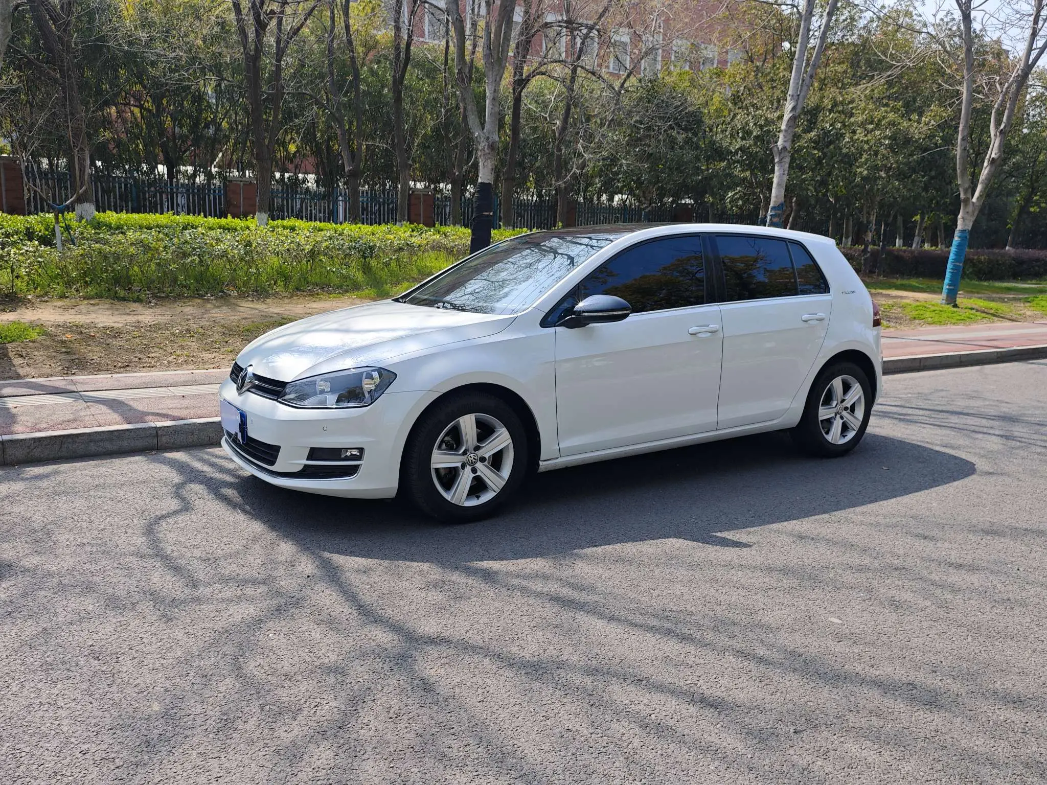 Volkswagen Golf  из Китая