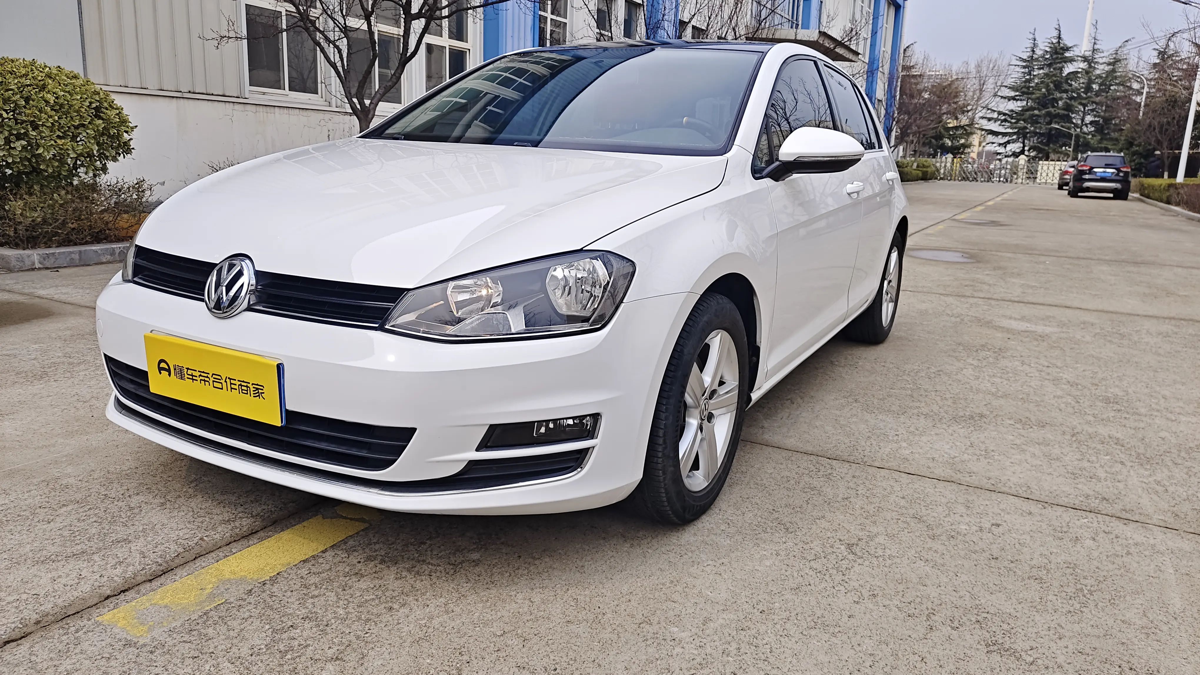 Volkswagen Golf  из Китая