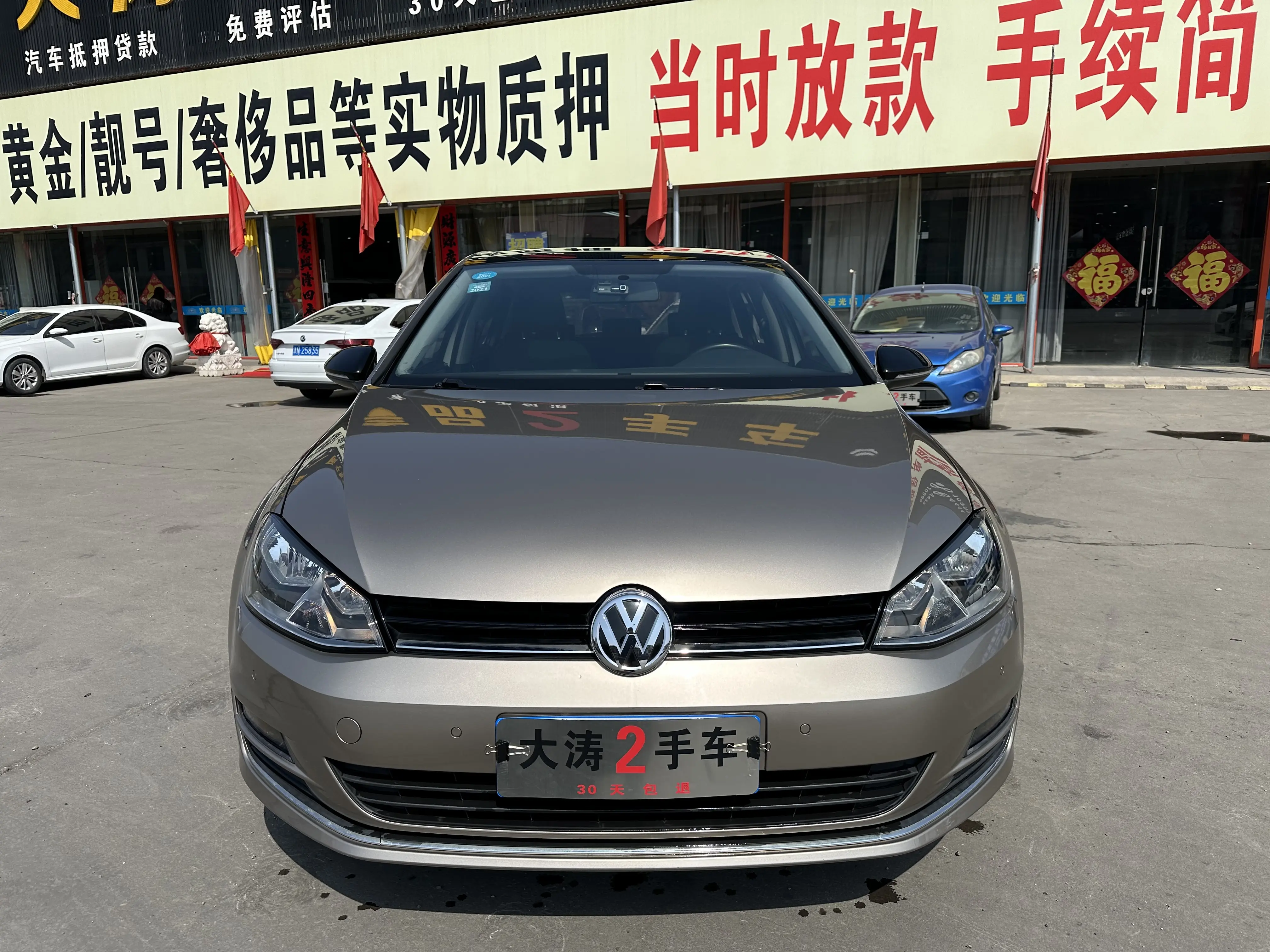 Volkswagen Golf  из Китая