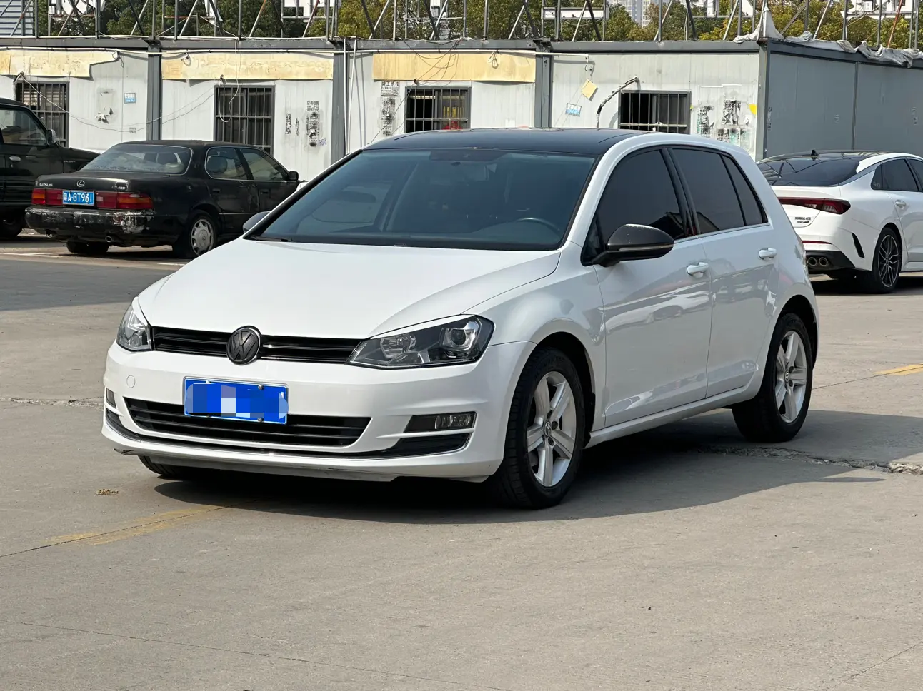 Volkswagen Golf  из Китая