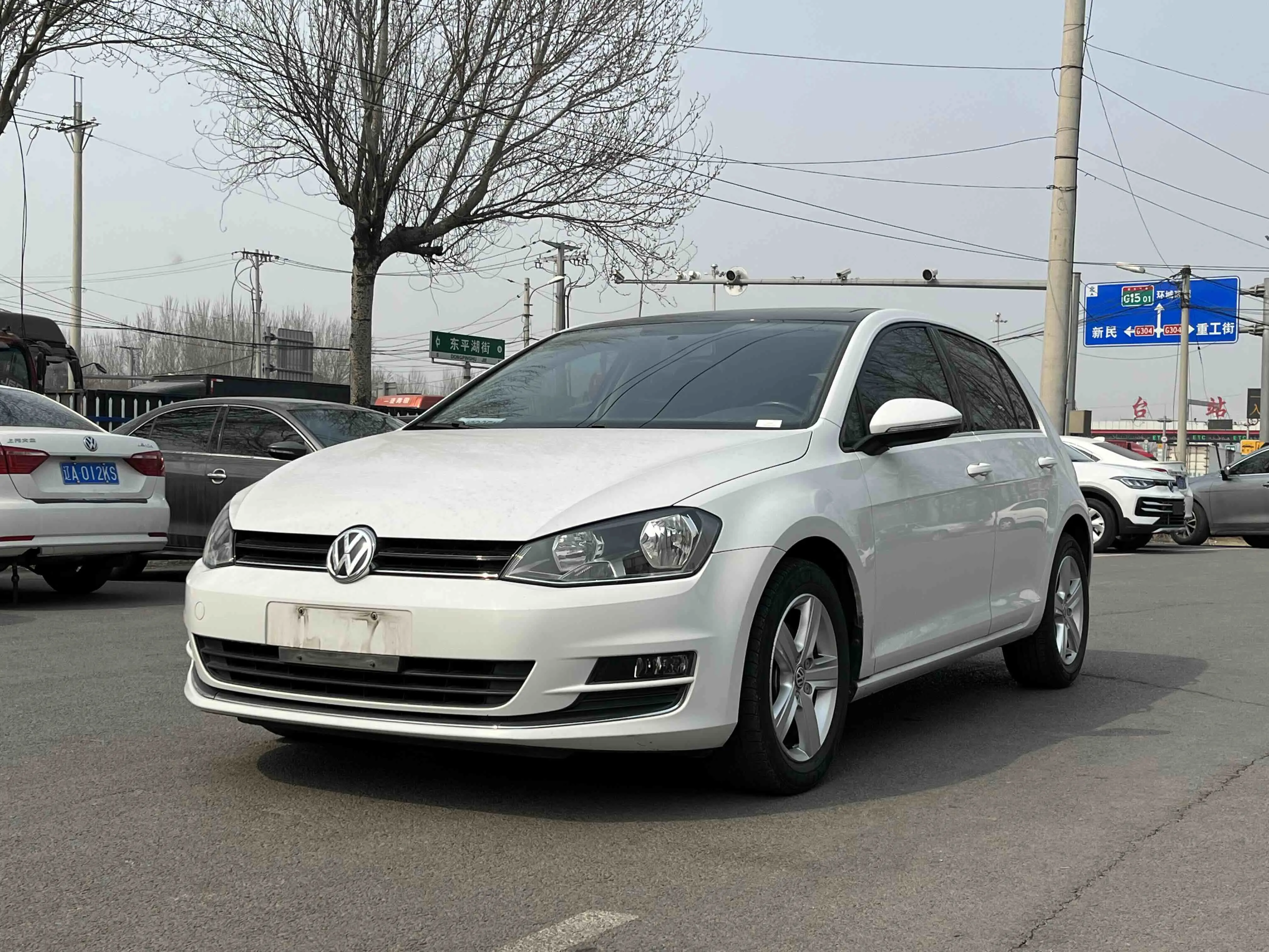 Volkswagen Golf  из Китая