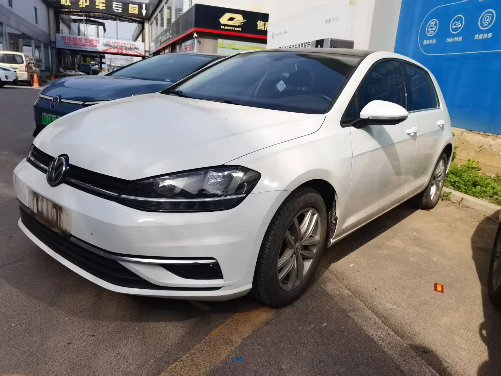Volkswagen Golf  из Китая