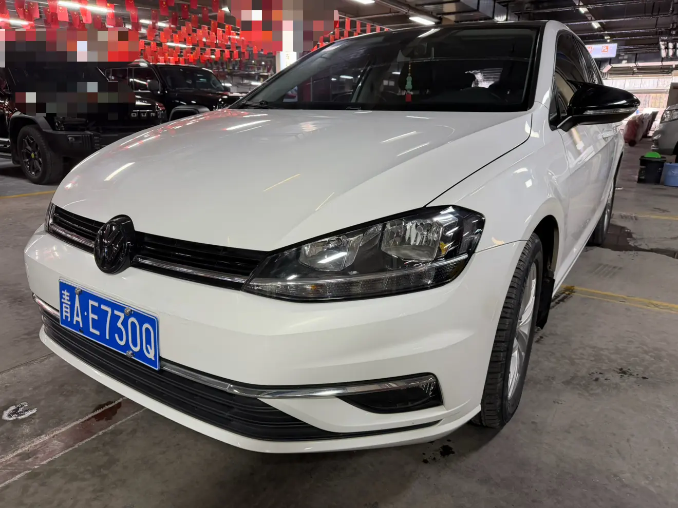 Volkswagen Golf  из Китая