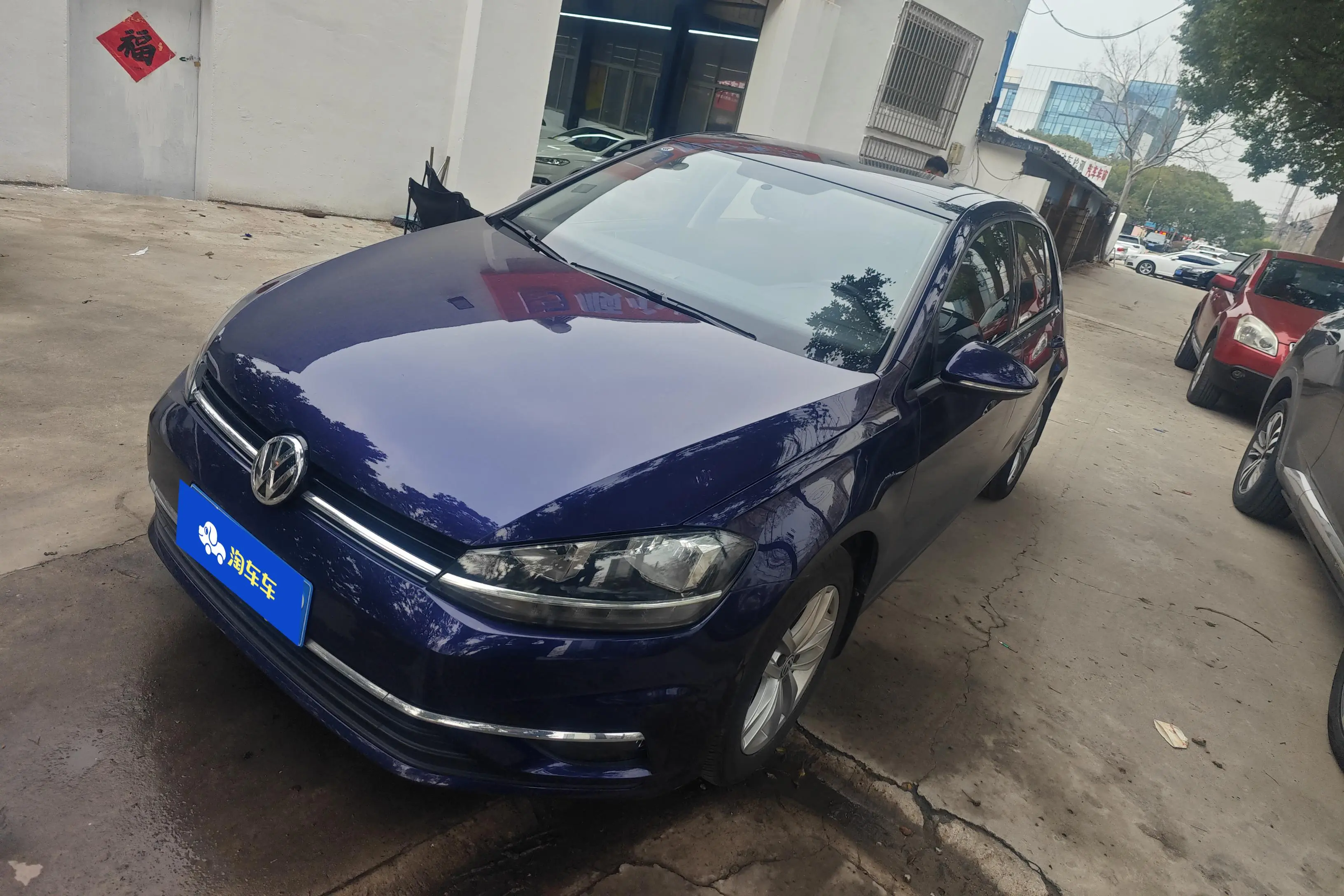 Volkswagen Golf  из Китая