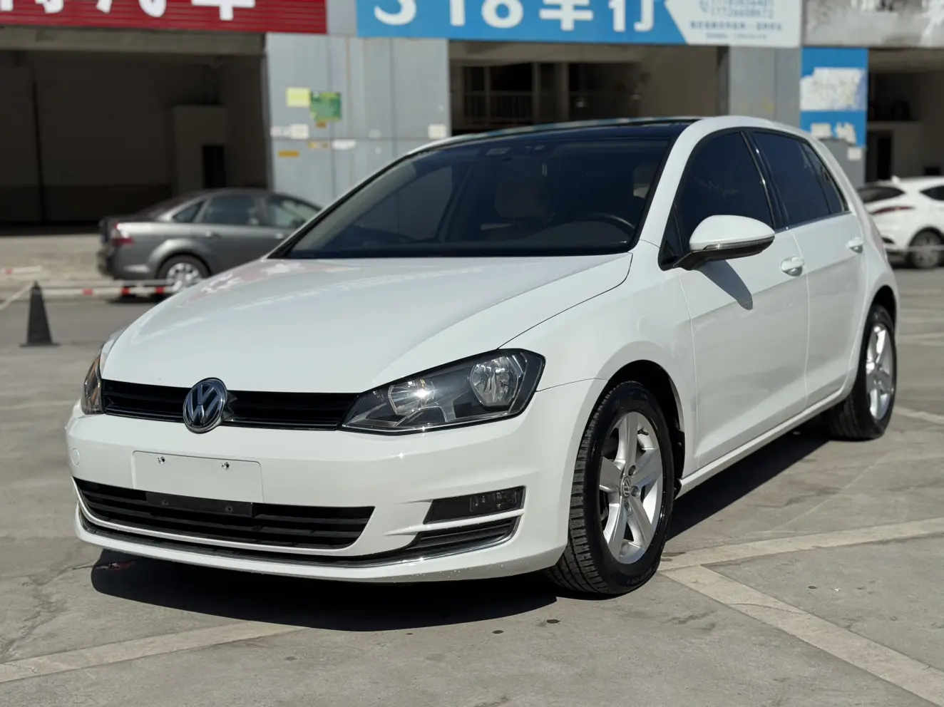 Volkswagen Golf  из Китая