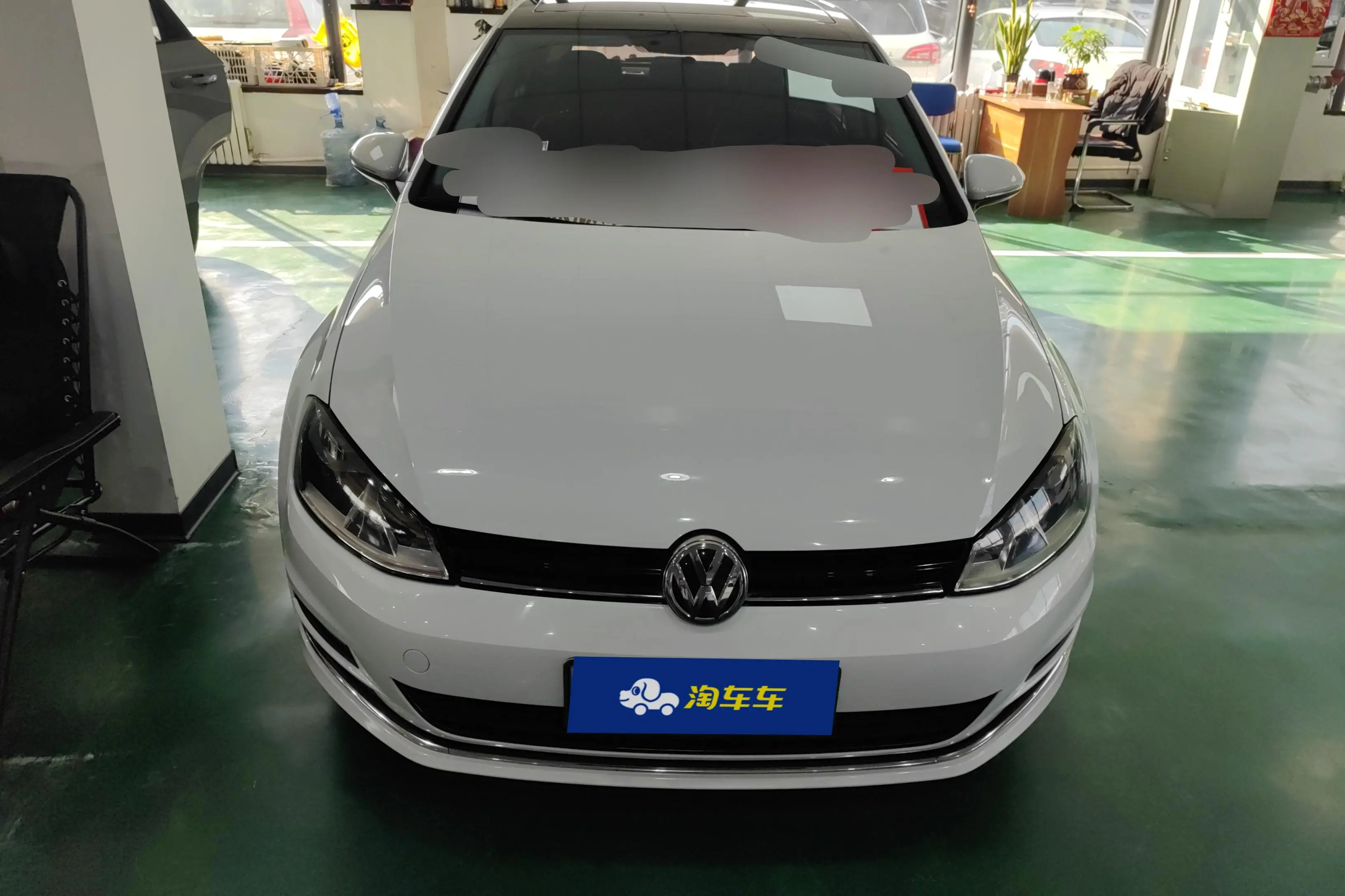Volkswagen Golf  из Китая