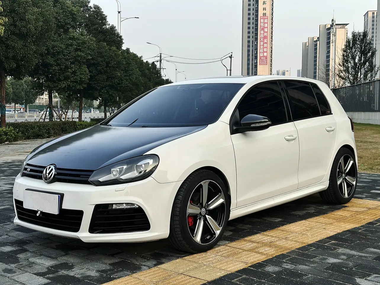 Volkswagen Golf  из Китая
