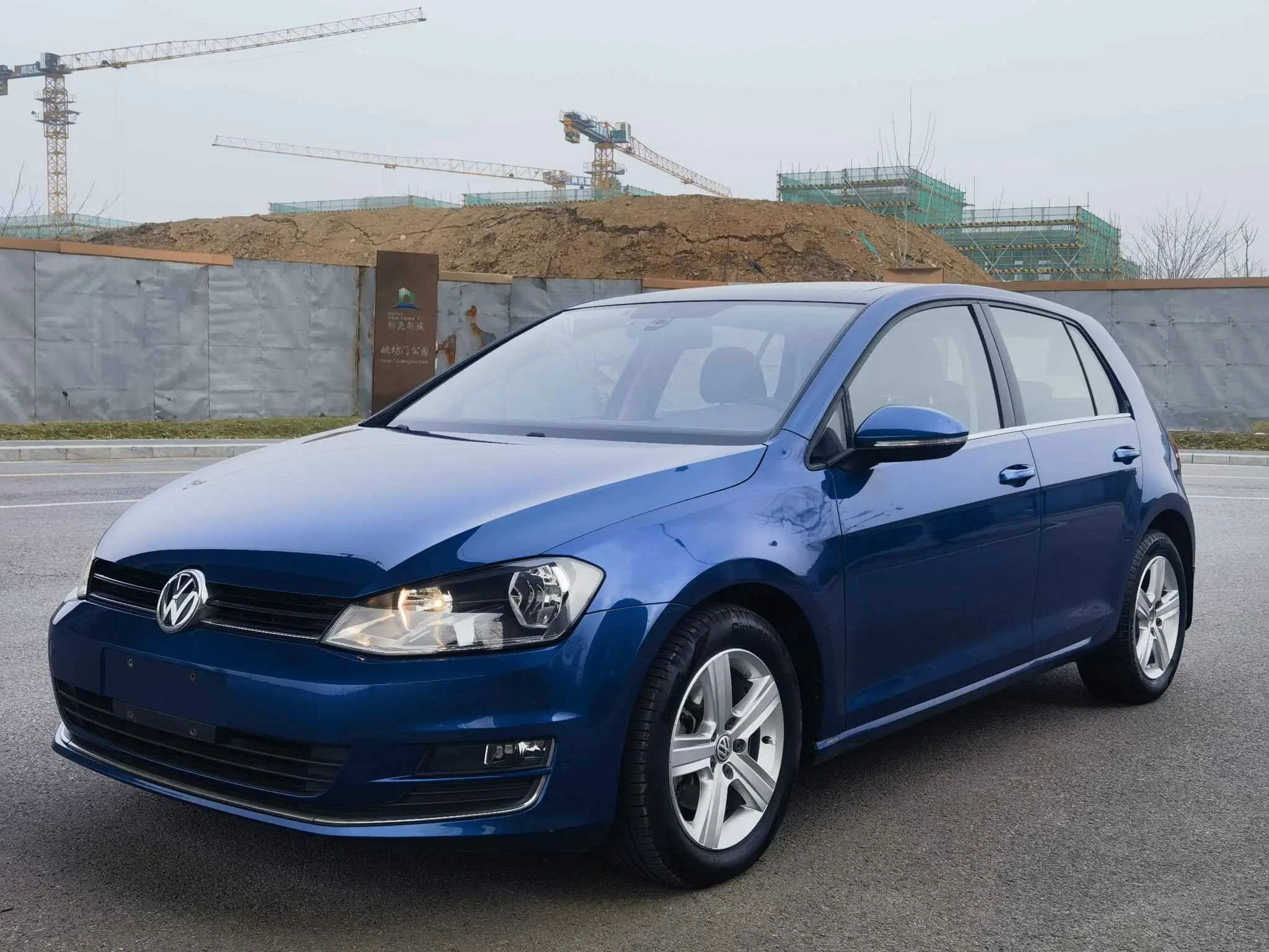 Volkswagen Golf  из Китая