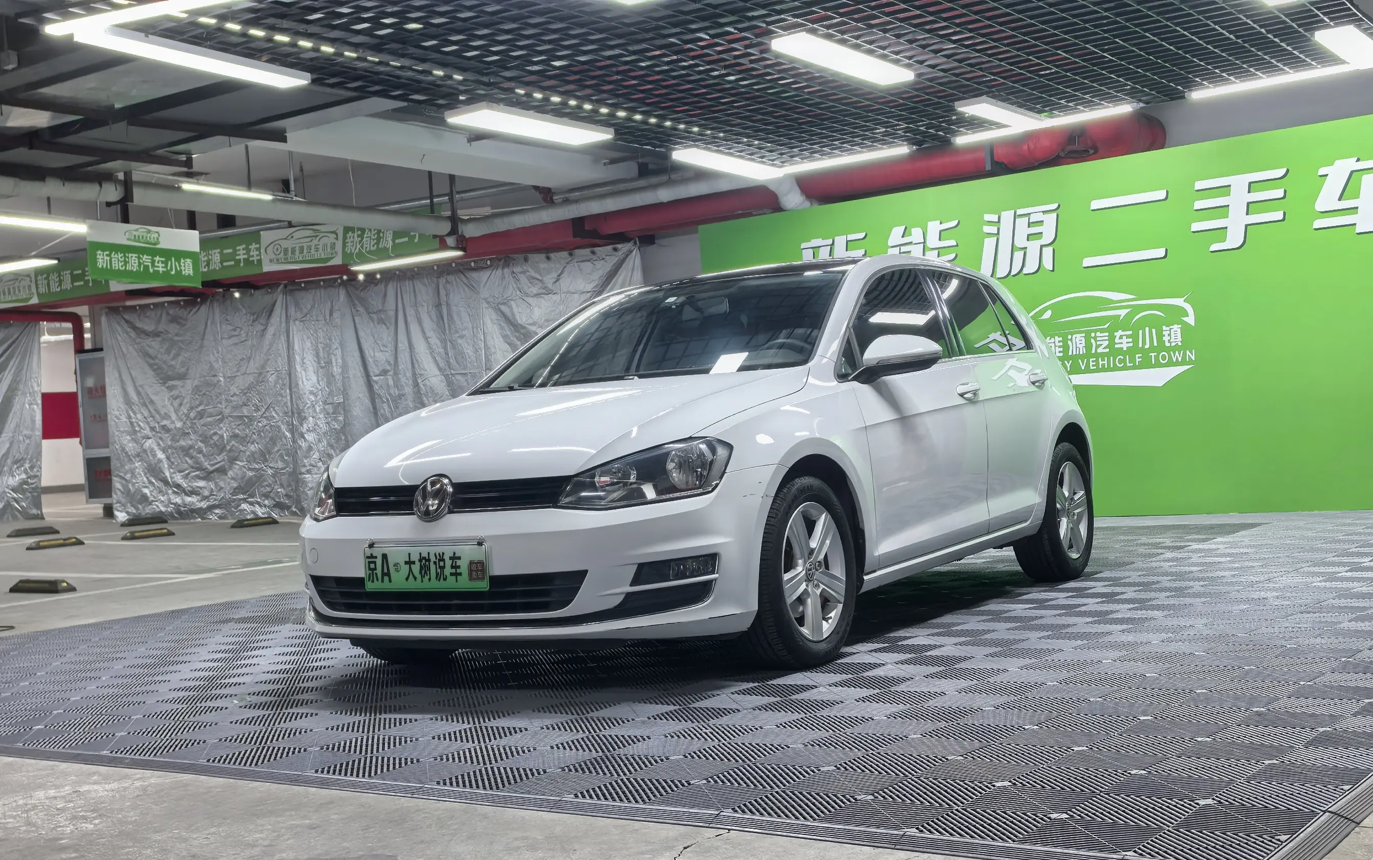 Volkswagen Golf  из Китая