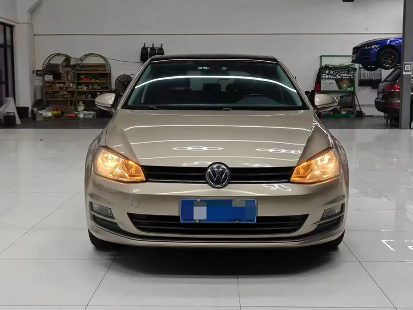 Volkswagen Golf  из Китая