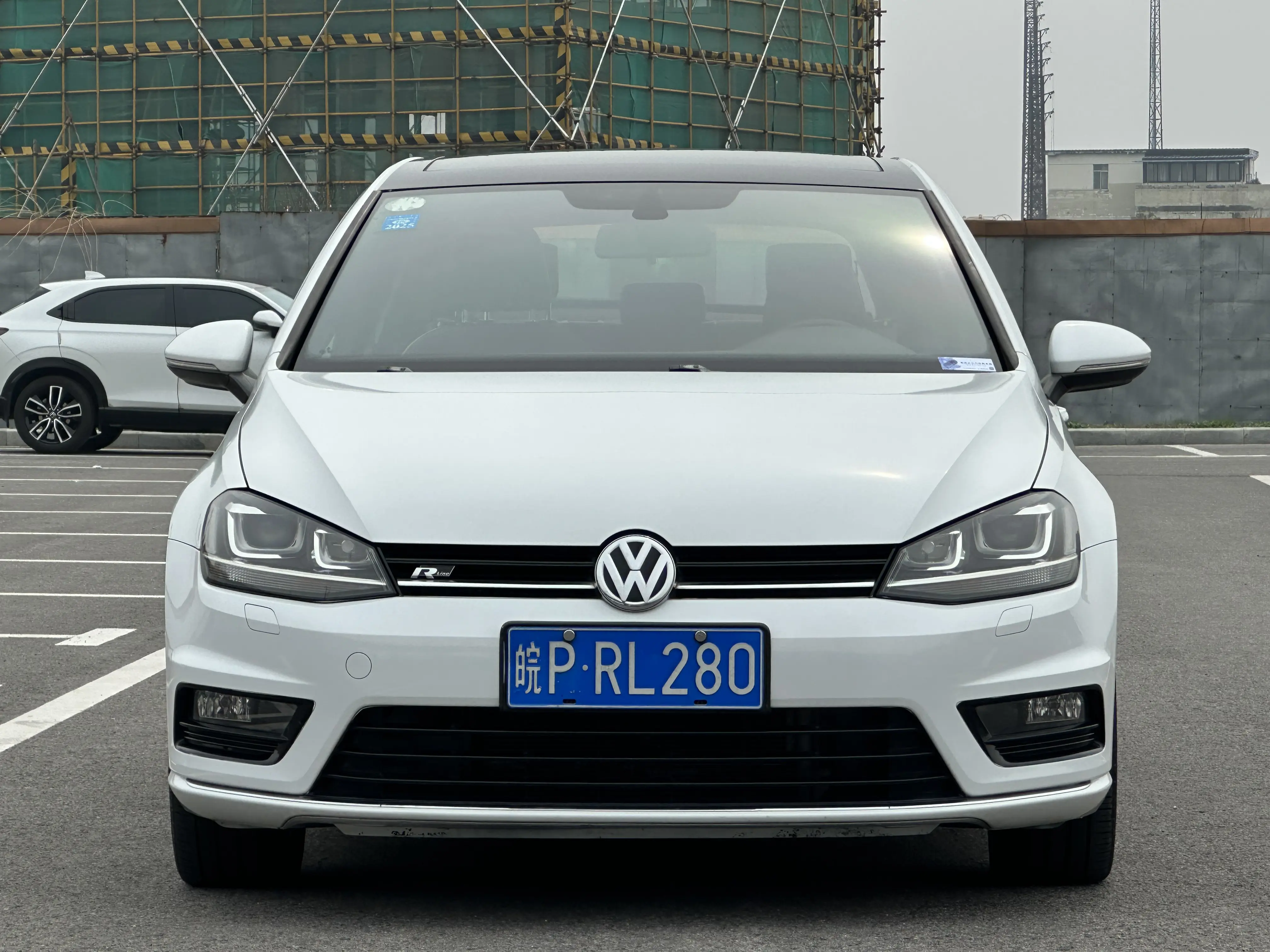 Volkswagen Golf  из Китая