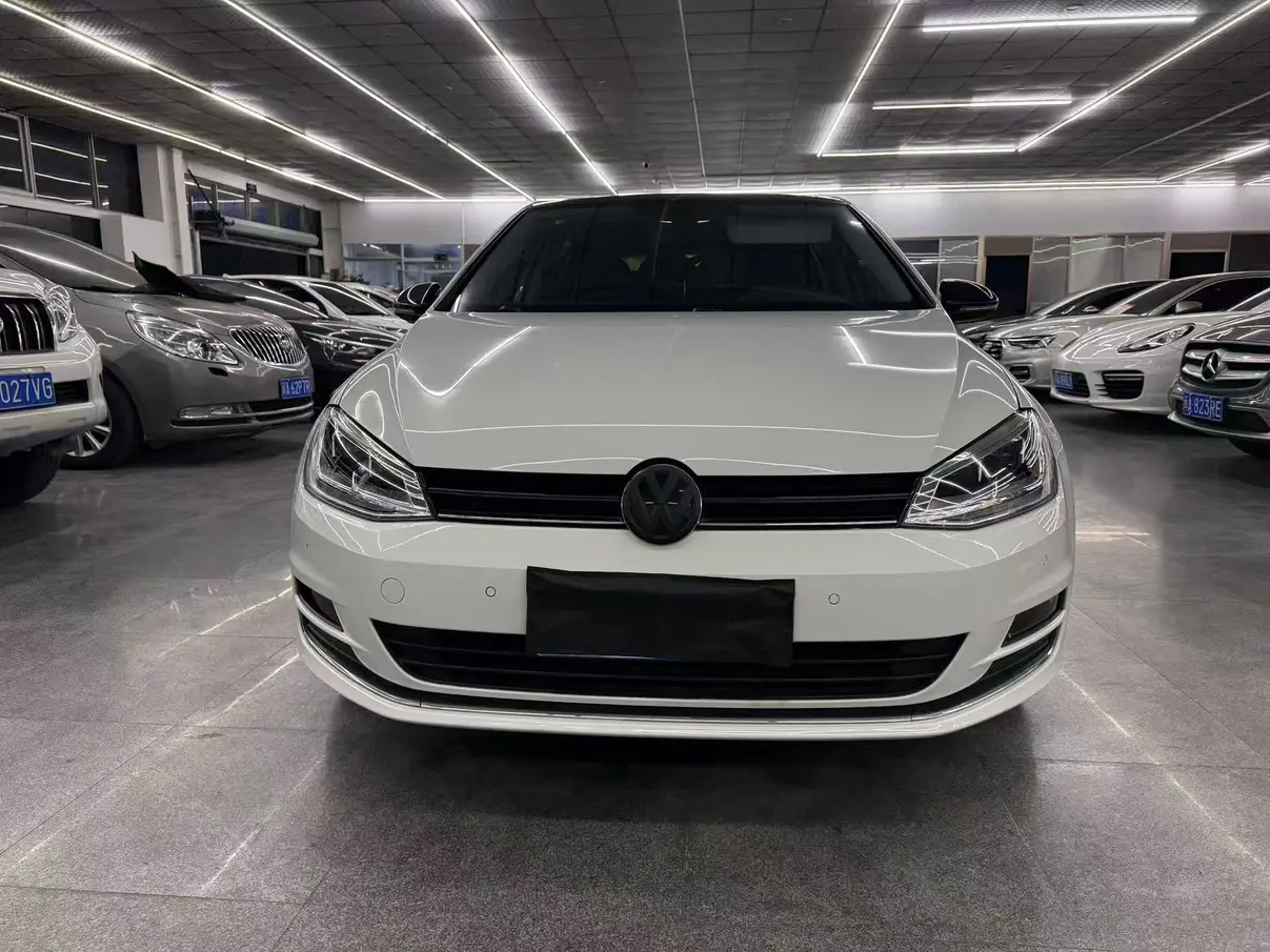 Volkswagen Golf  из Китая