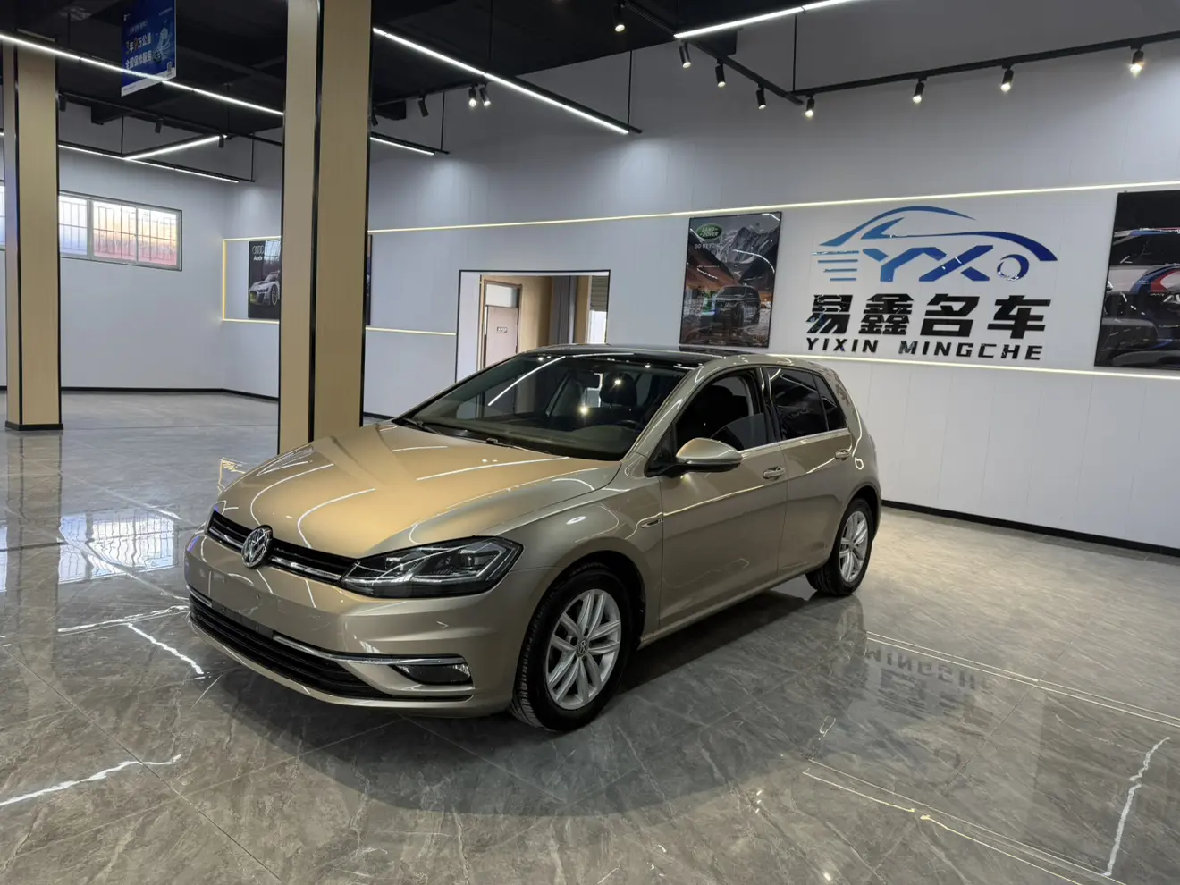 Volkswagen Golf  из Китая