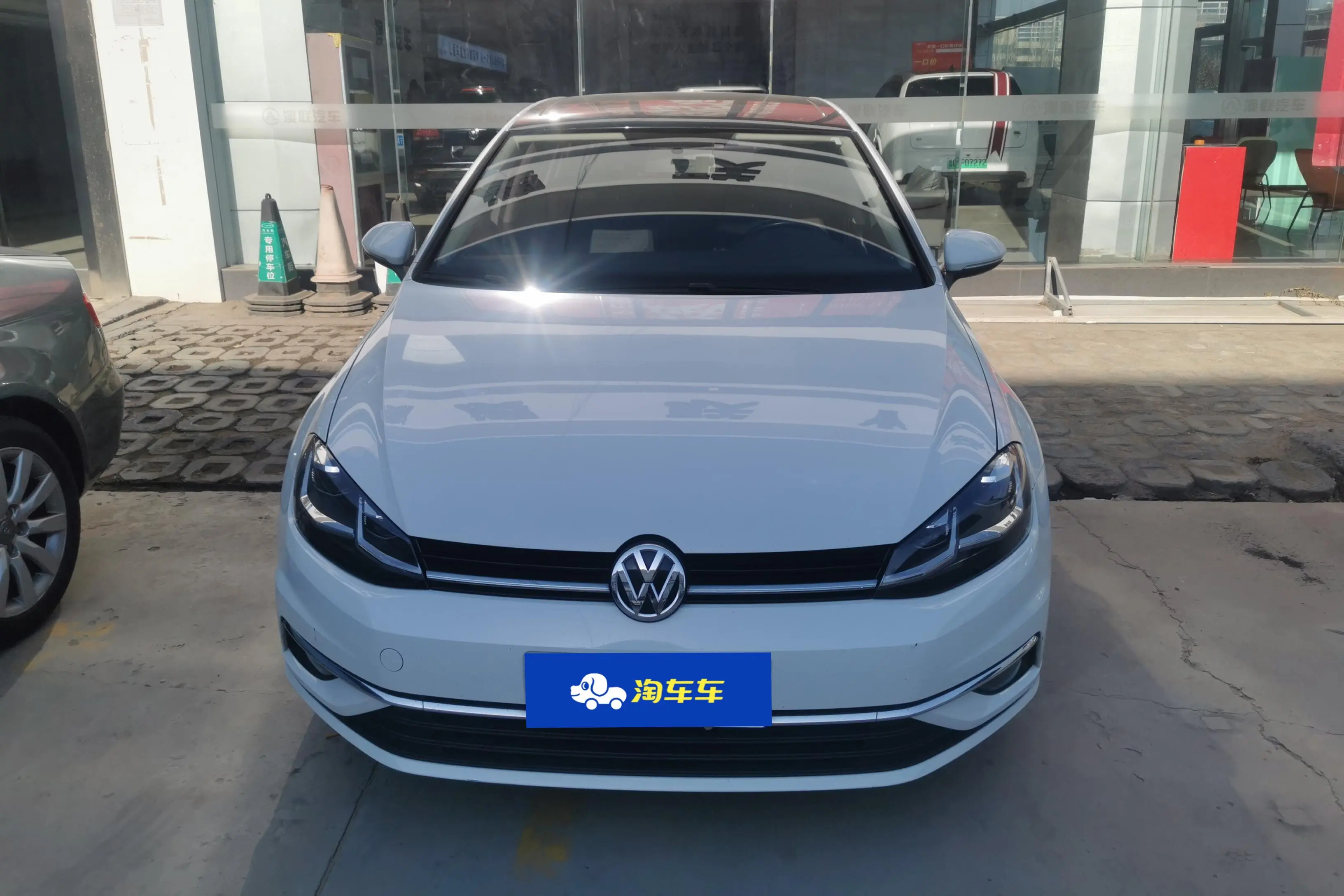 Volkswagen Golf  из Китая