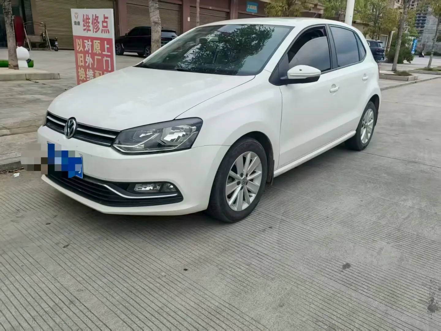 Volkswagen Polo  из Китая