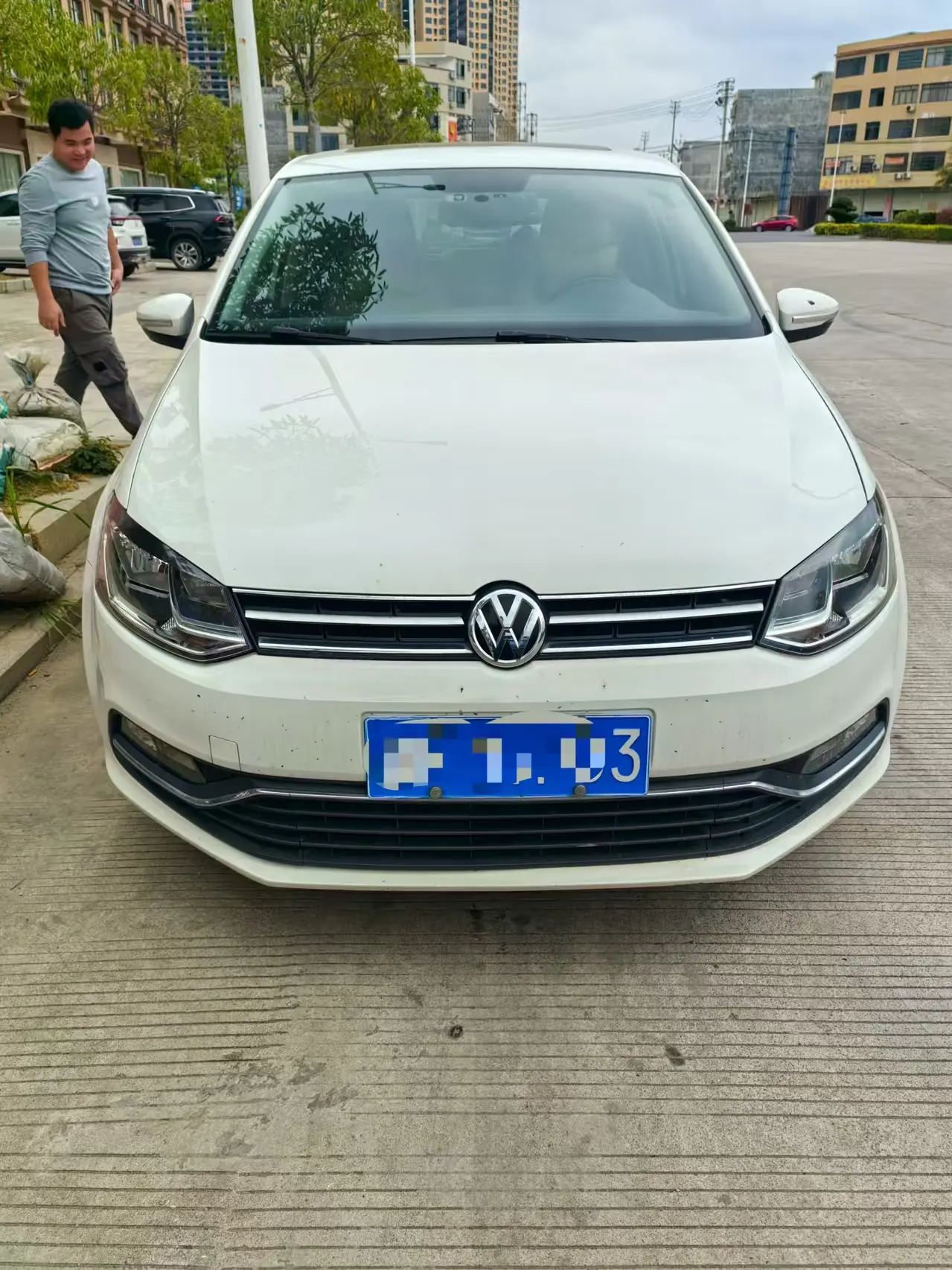 Volkswagen Polo  из Китая