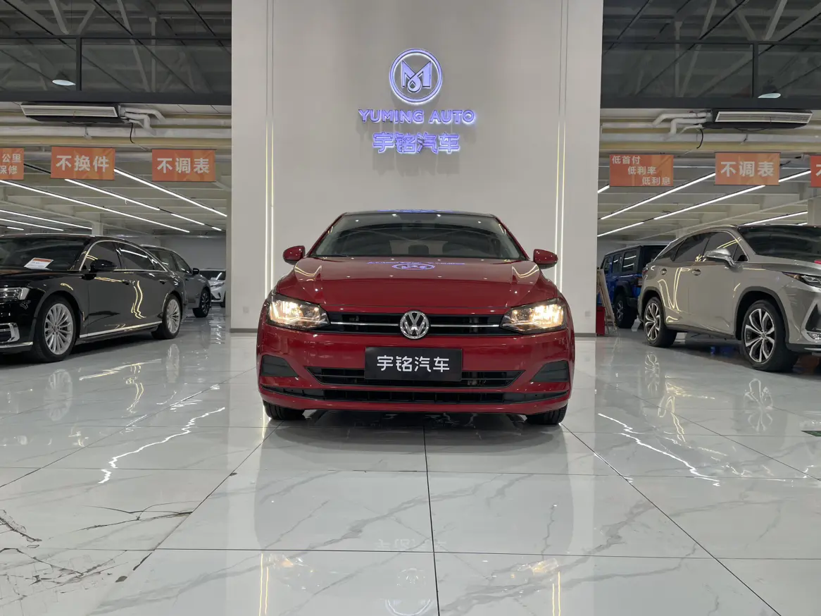 Volkswagen Polo  из Китая