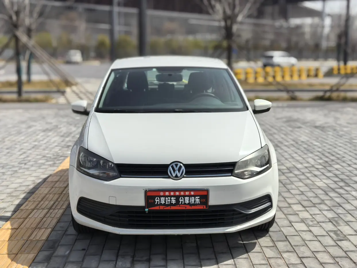 Volkswagen Polo  из Китая